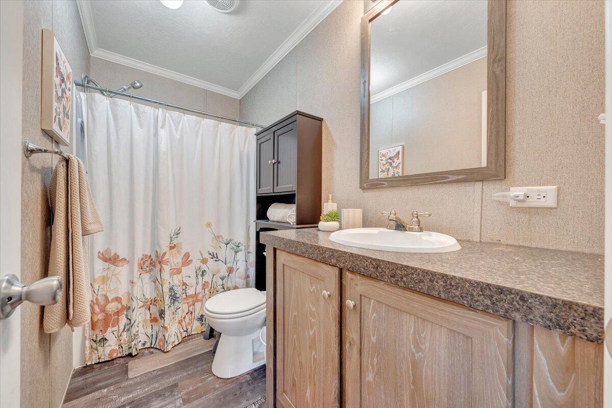 Bedford, Virginia 24523, United States, 3 Bedrooms Bedrooms, ,2 BathroomsBathrooms,Residential,Active,245957