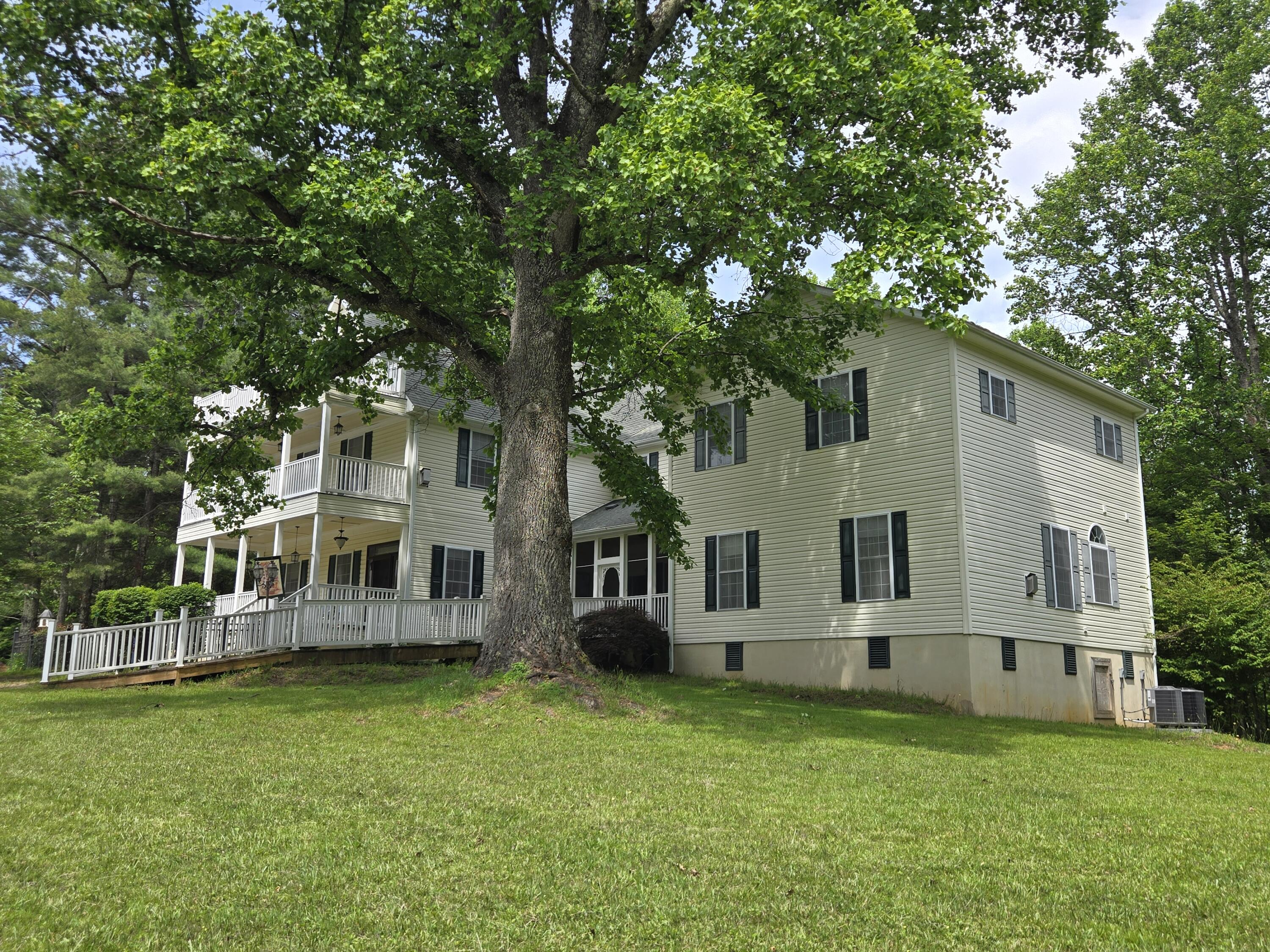 6733 Floyd Hwy Hwy, Willis, Virginia image 4