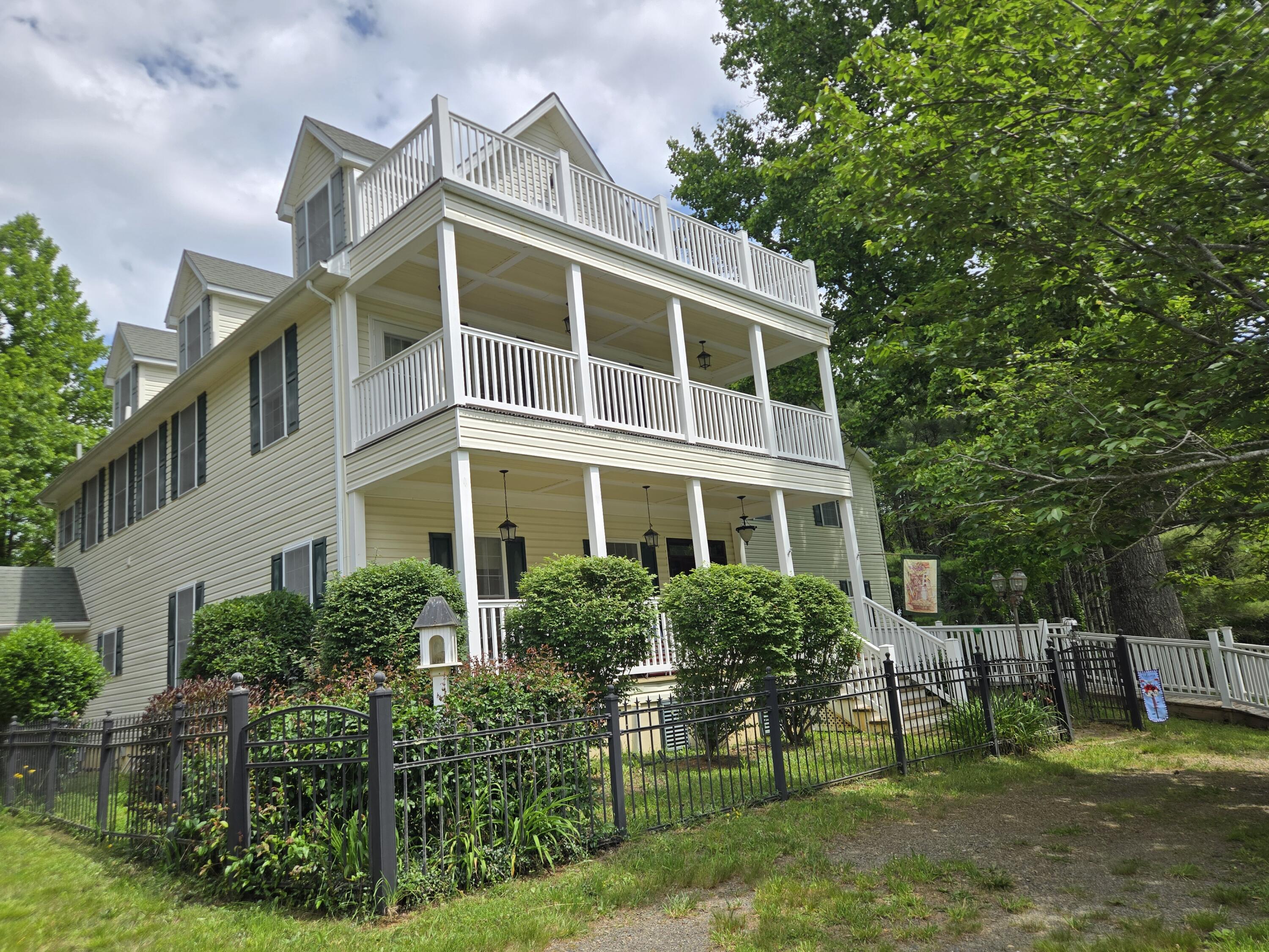 6733 Floyd Hwy Hwy, Willis, Virginia image 5