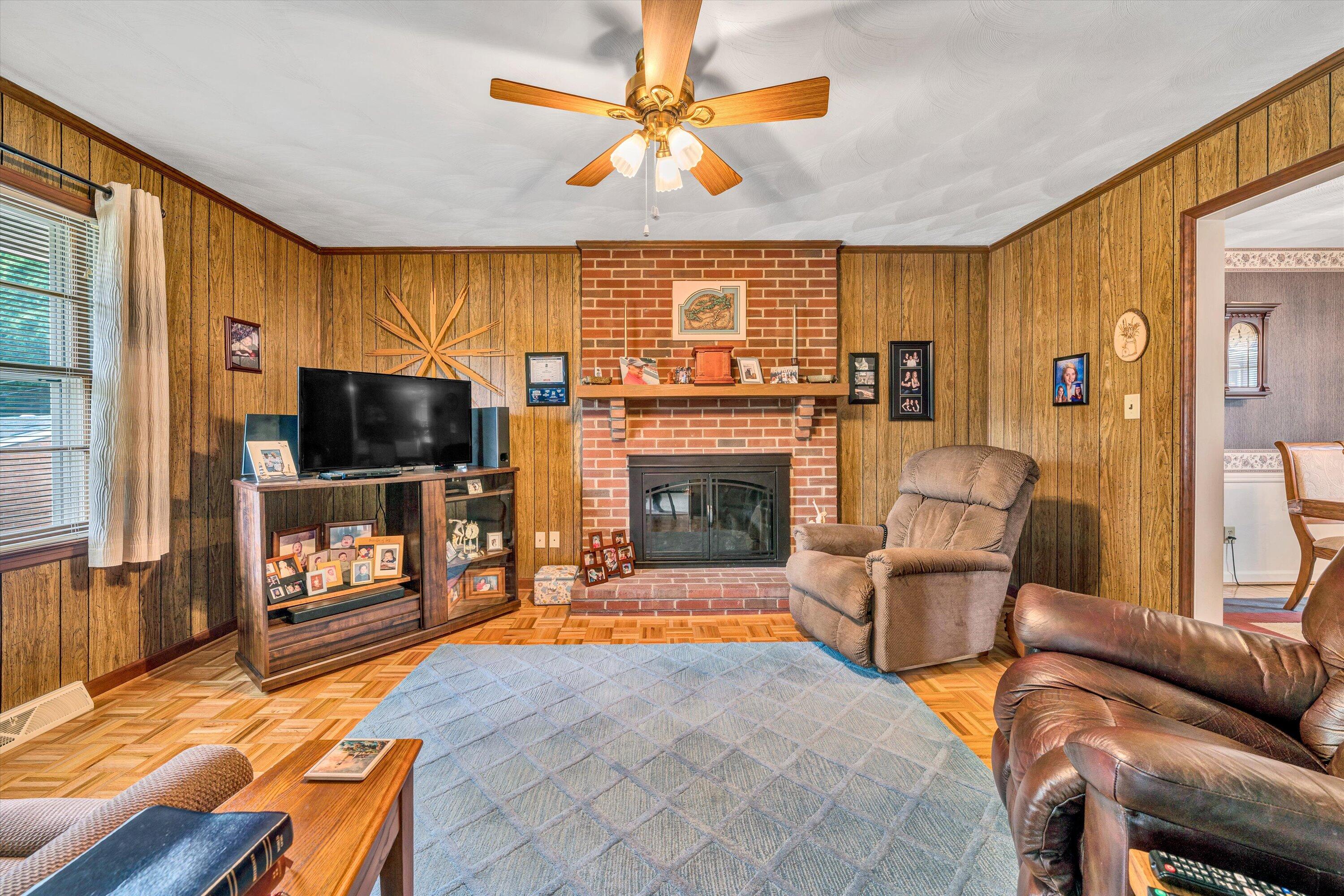 459 Nellie Cir, Salem, Virginia image 14