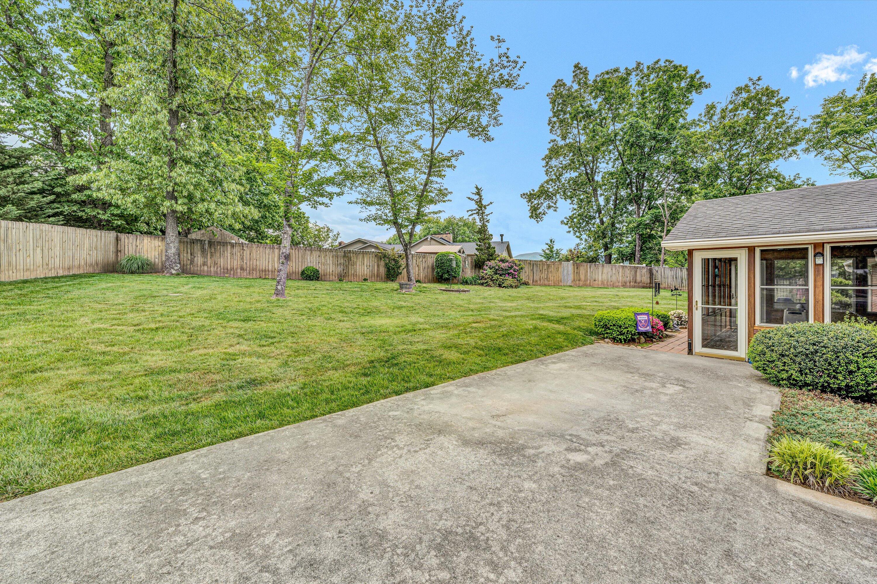 459 Nellie Cir, Salem, Virginia image 37