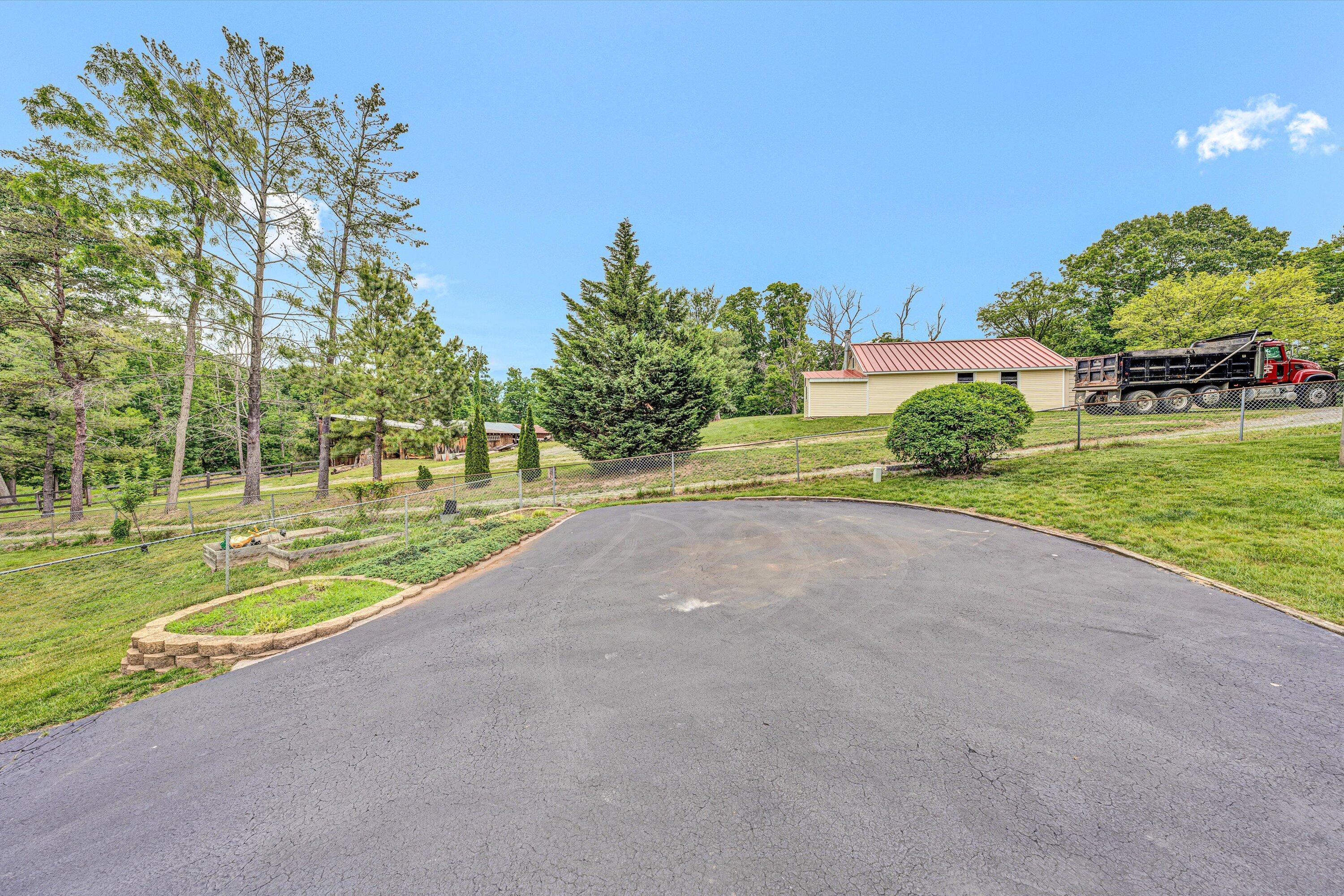 459 Nellie Cir, Salem, Virginia image 38