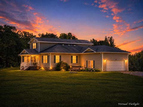 Homes For Sale - 1633 Pilot Mountain Rd<br/> Bedford County, Moneta, VA 24121