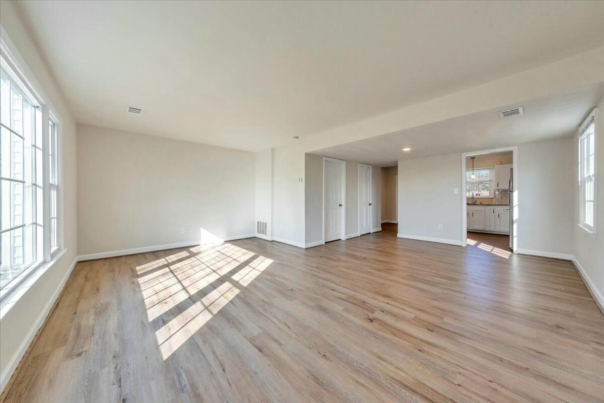 1401 Wyndham Dr, Vinton, Virginia image 11