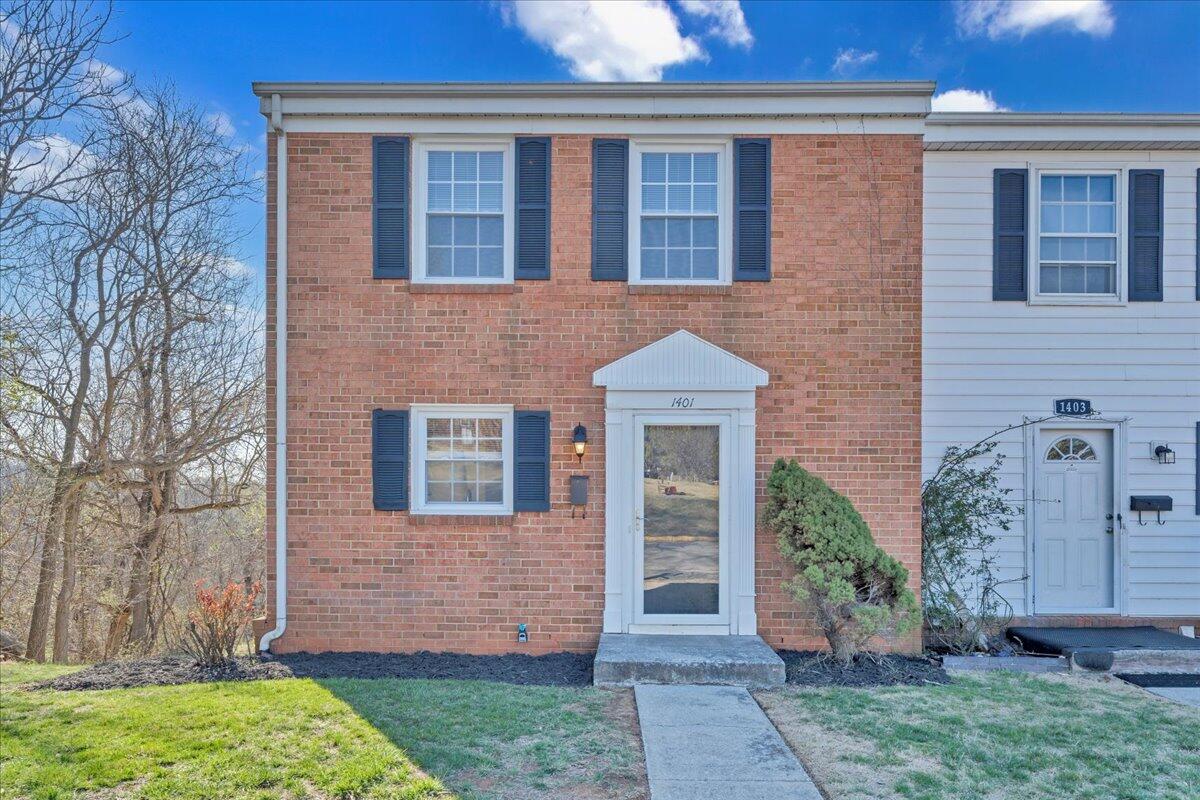 1401 Wyndham Dr, Vinton, Virginia image 1
