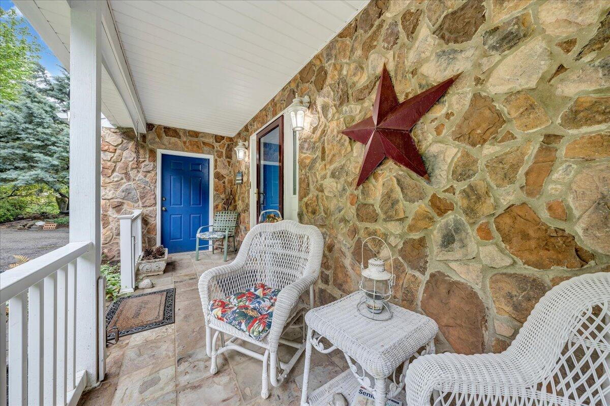 6553 Pencheck Cir, Roanoke, Virginia image 4