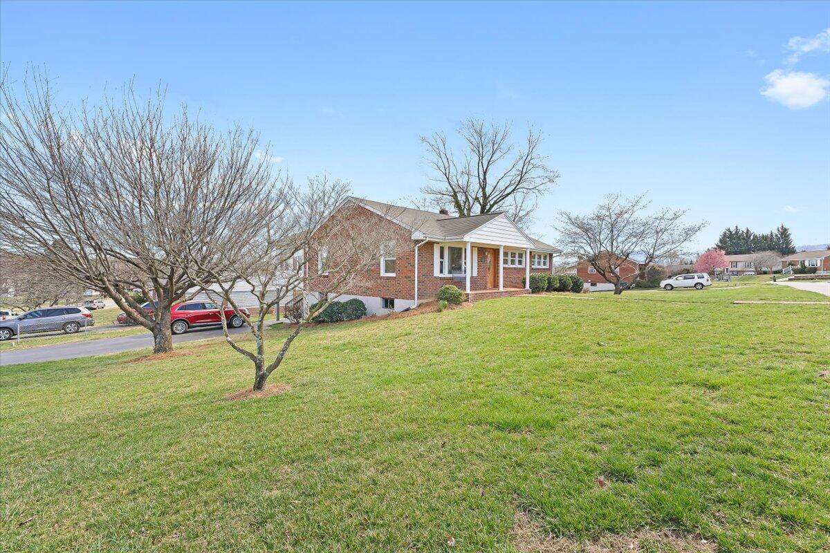 906 Glenmore Dr, Salem, Virginia image 31