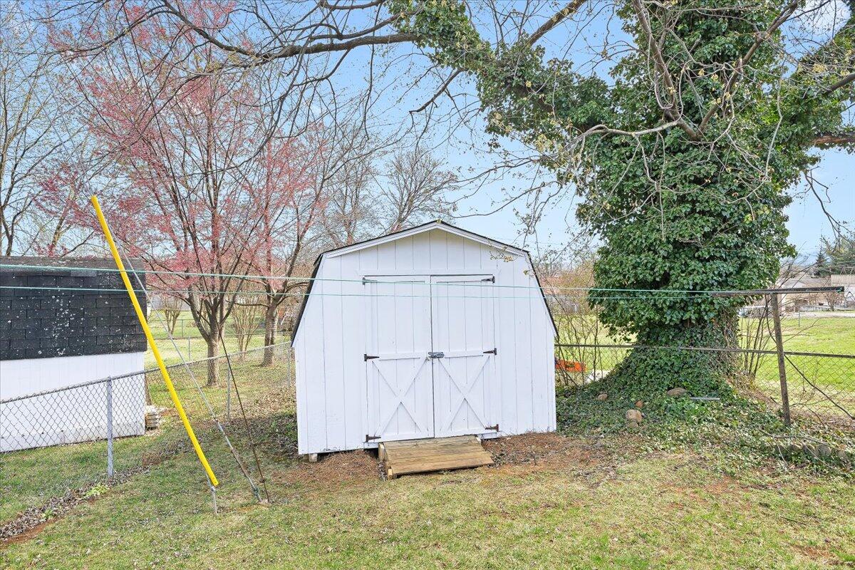 906 Glenmore Dr, Salem, Virginia image 28