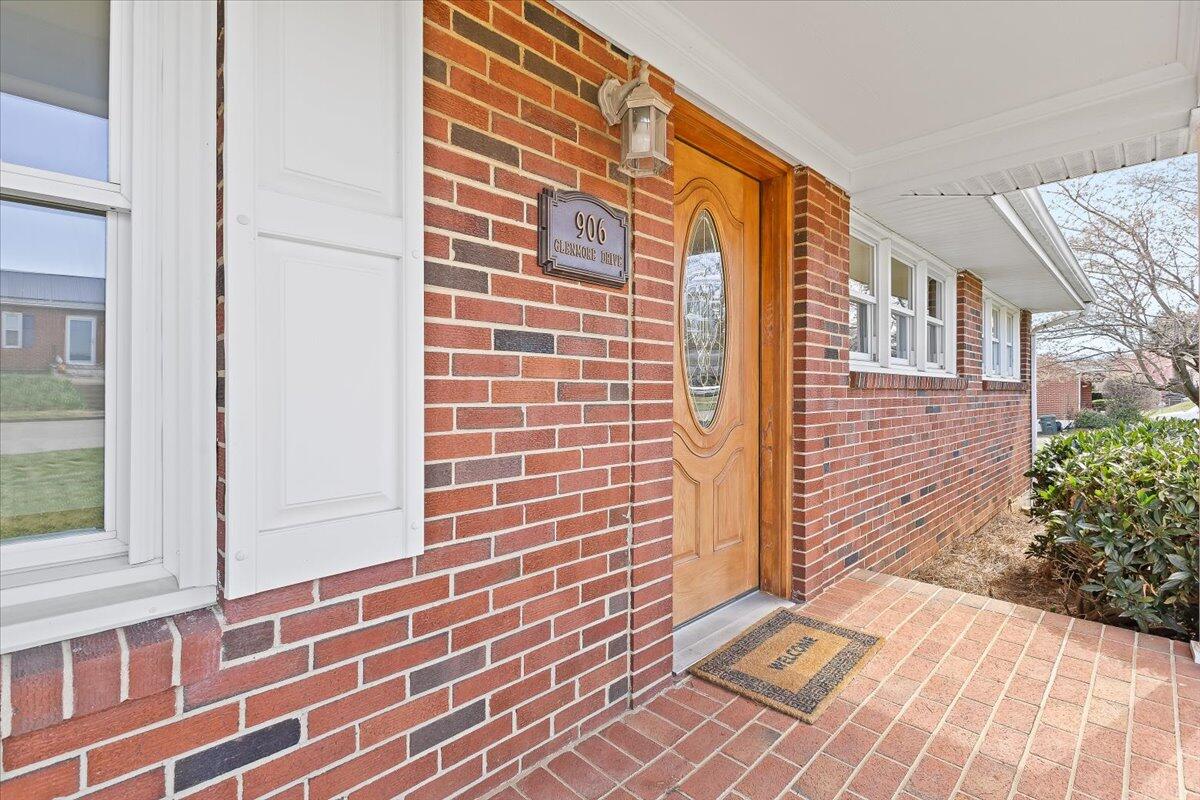 906 Glenmore Dr, Salem, Virginia image 3