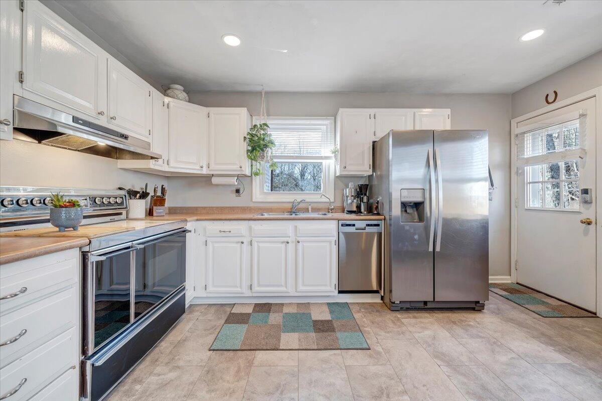 3933 Pitzer Rd, Roanoke, Virginia image 11