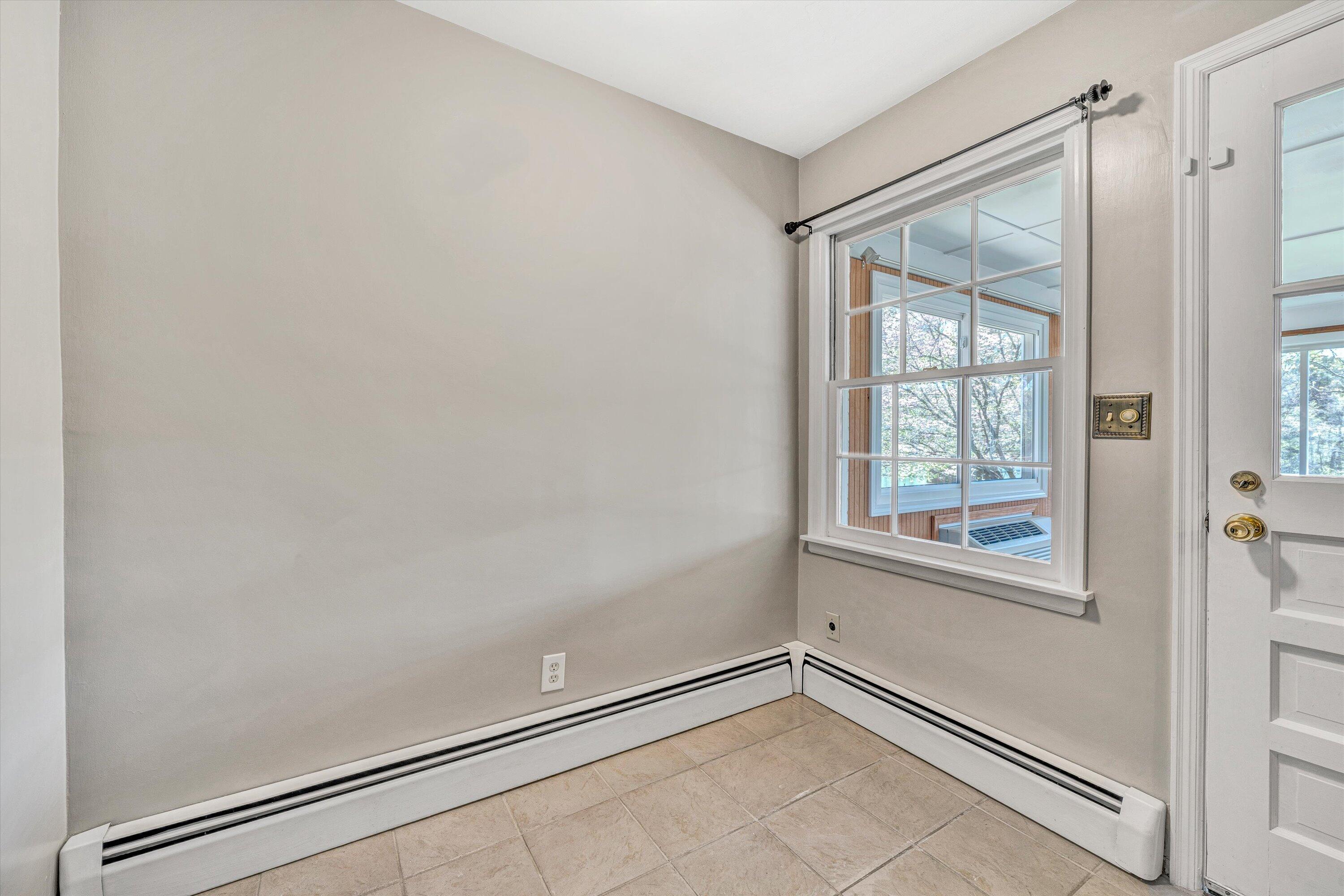 5519 Medmont Cir, Roanoke, Ohio image 11