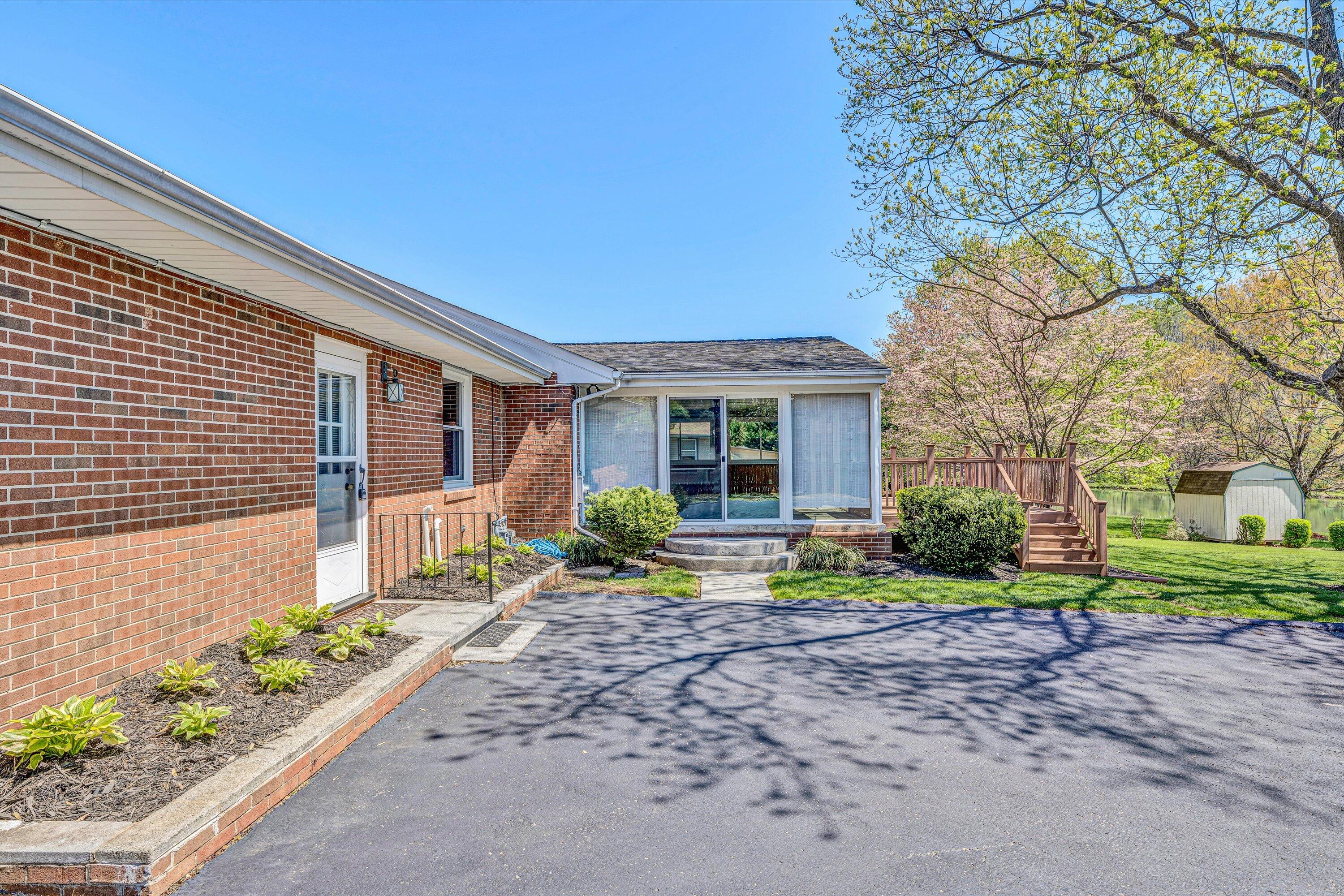 5519 Medmont Cir, Roanoke, Ohio image 38