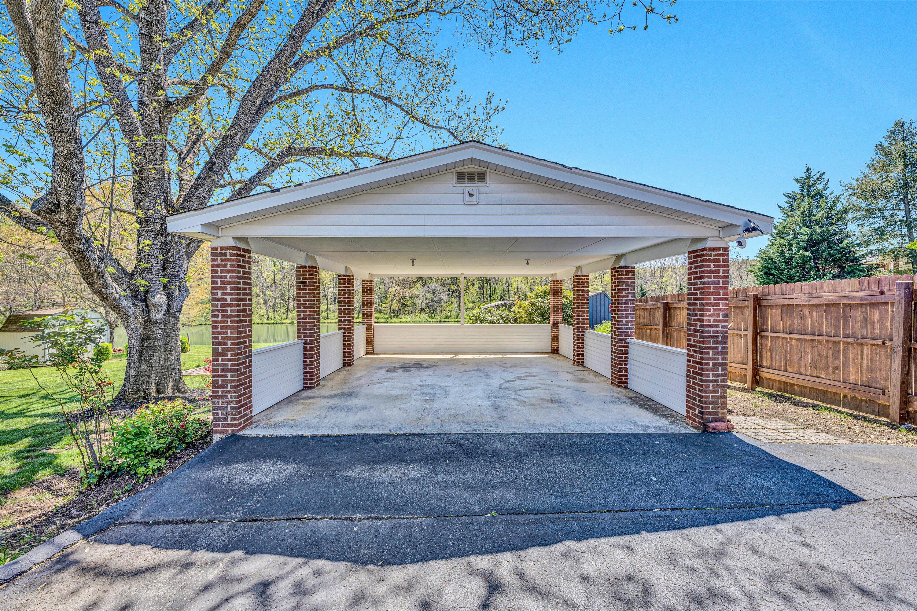 5519 Medmont Cir, Roanoke, Ohio image 43