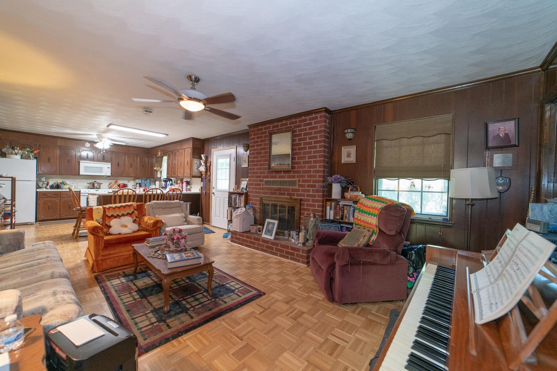 1663 Mountain Heights Dr, Salem, Virginia image 16
