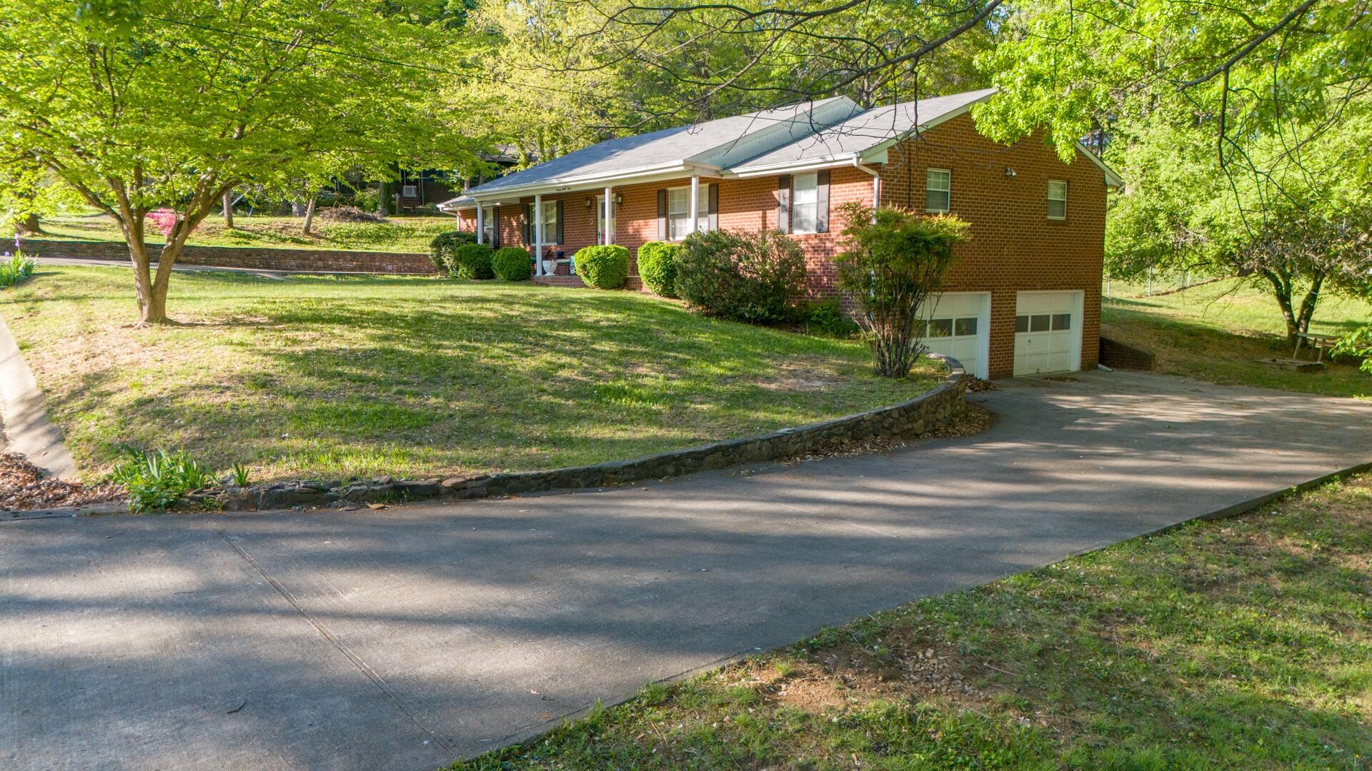 1663 Mountain Heights Dr, Salem, Virginia image 3