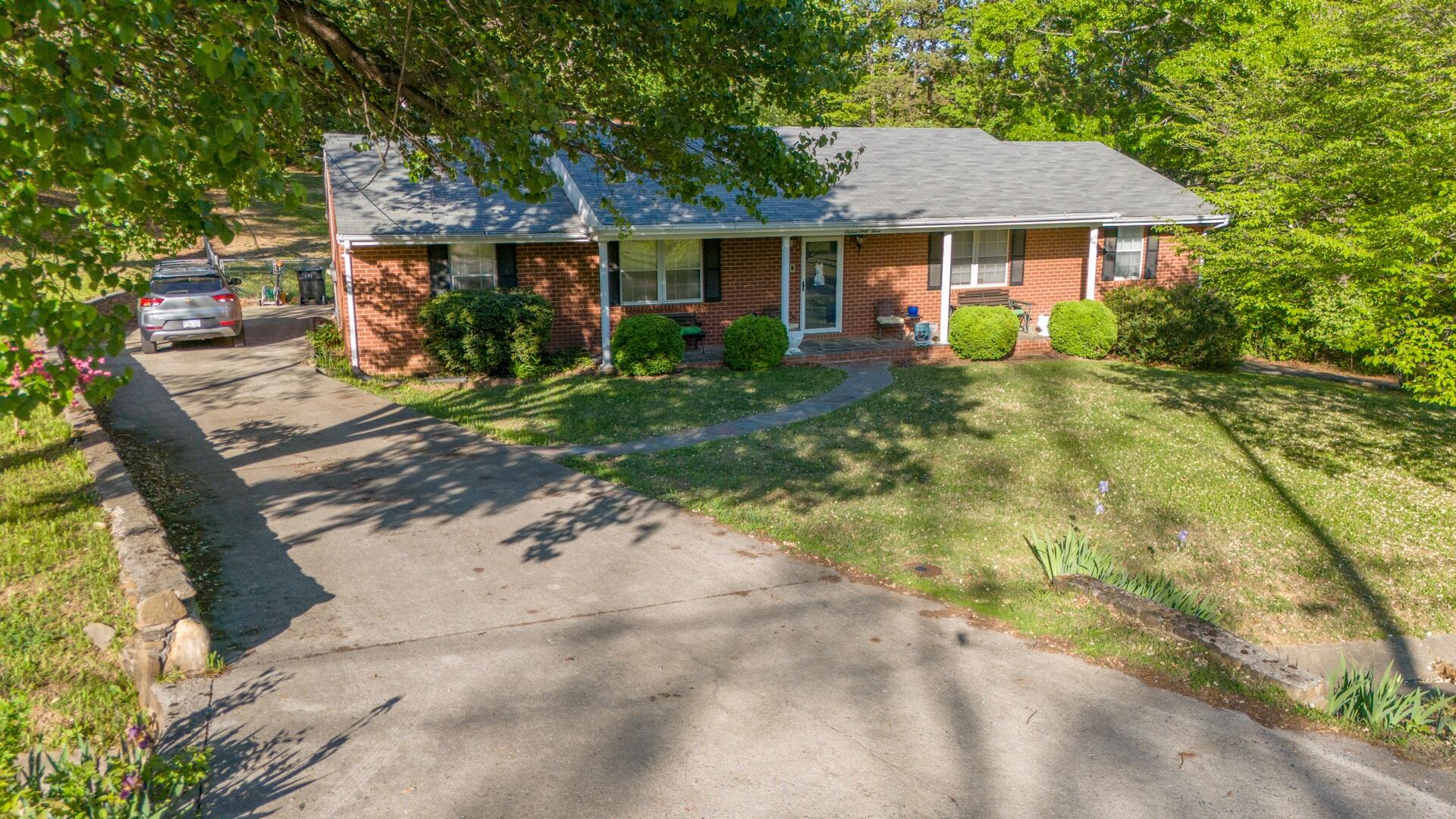 1663 Mountain Heights Dr, Salem, Virginia image 4