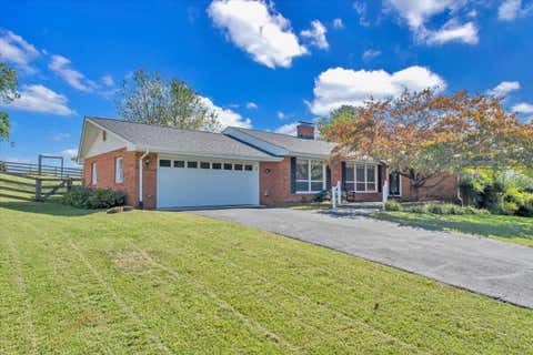 Homes For Sale - 674 Azalea Rd<br/> Botetourt County, Daleville, VA 24083