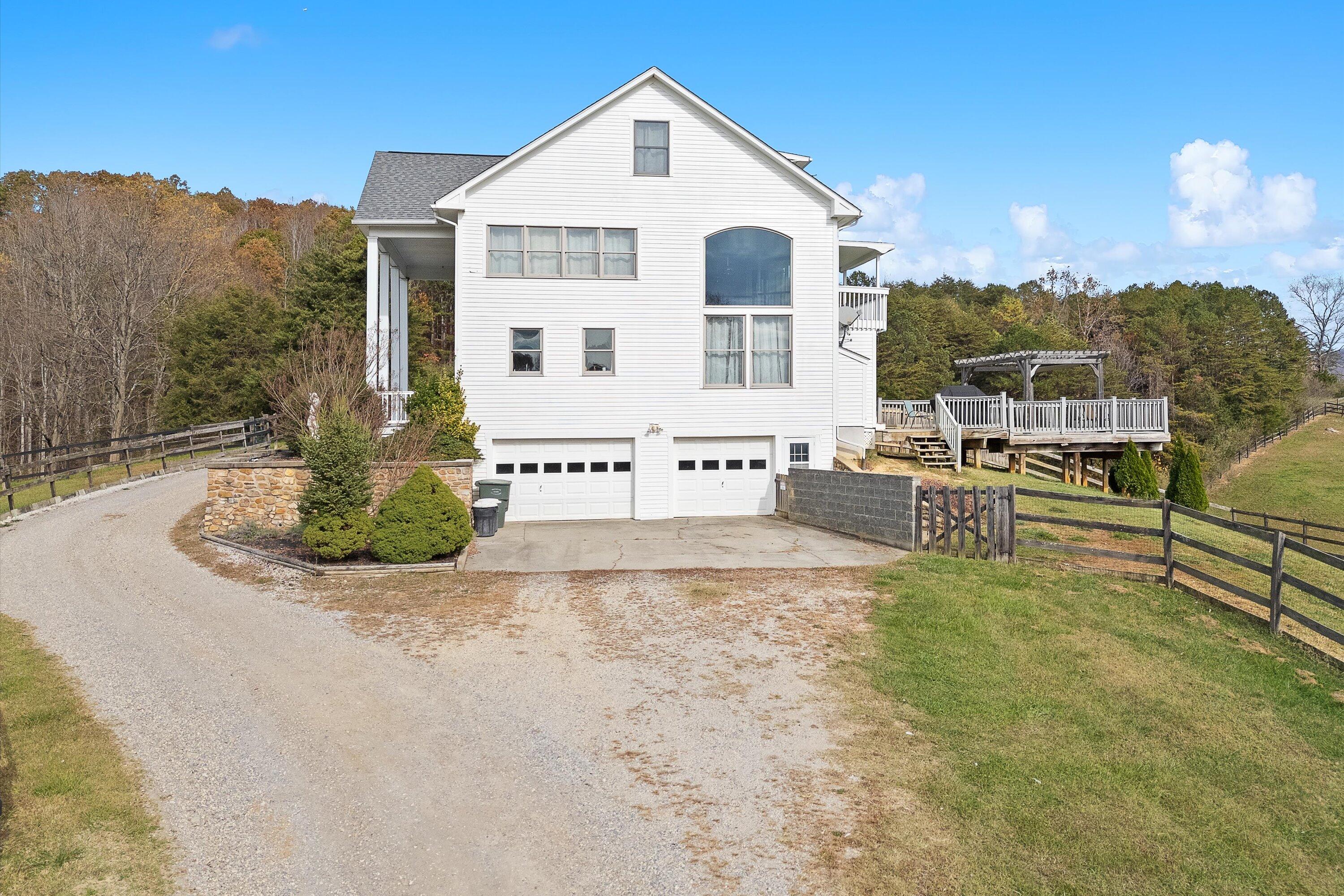 238 Longfield Rd, Fincastle, Virginia image 3