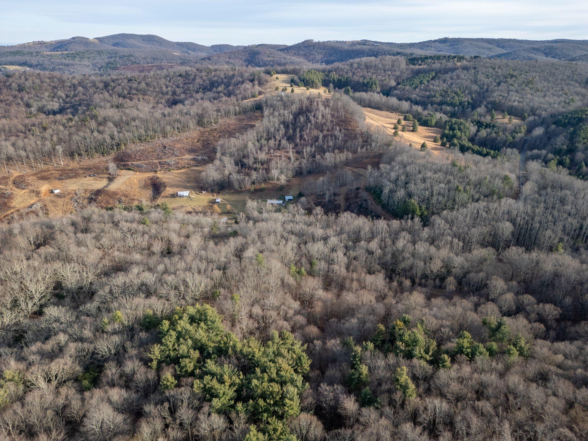 Winter View Dr, Floyd, Virginia image 25