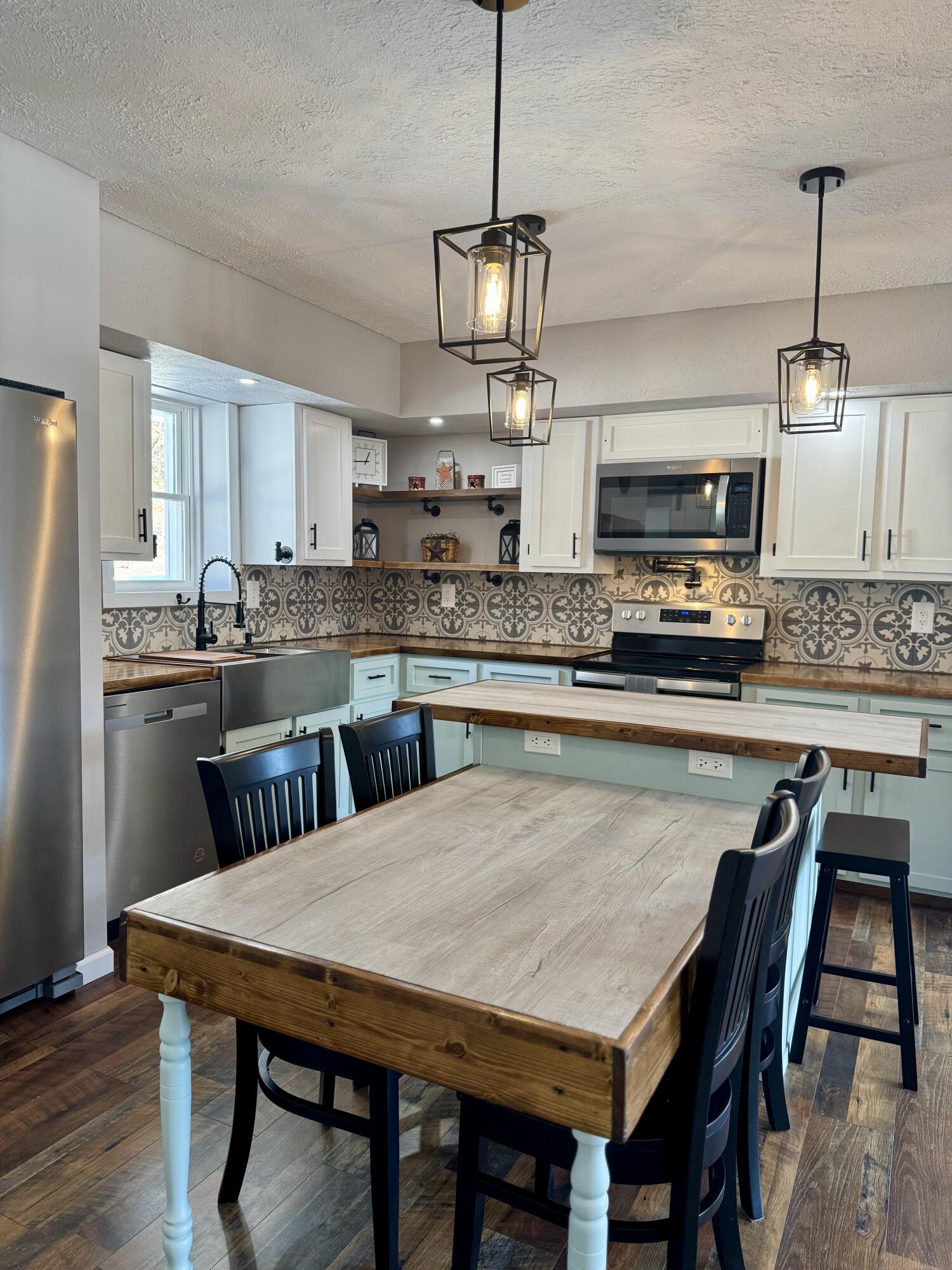 1322 W Jackson St, Covington, Virginia image 6