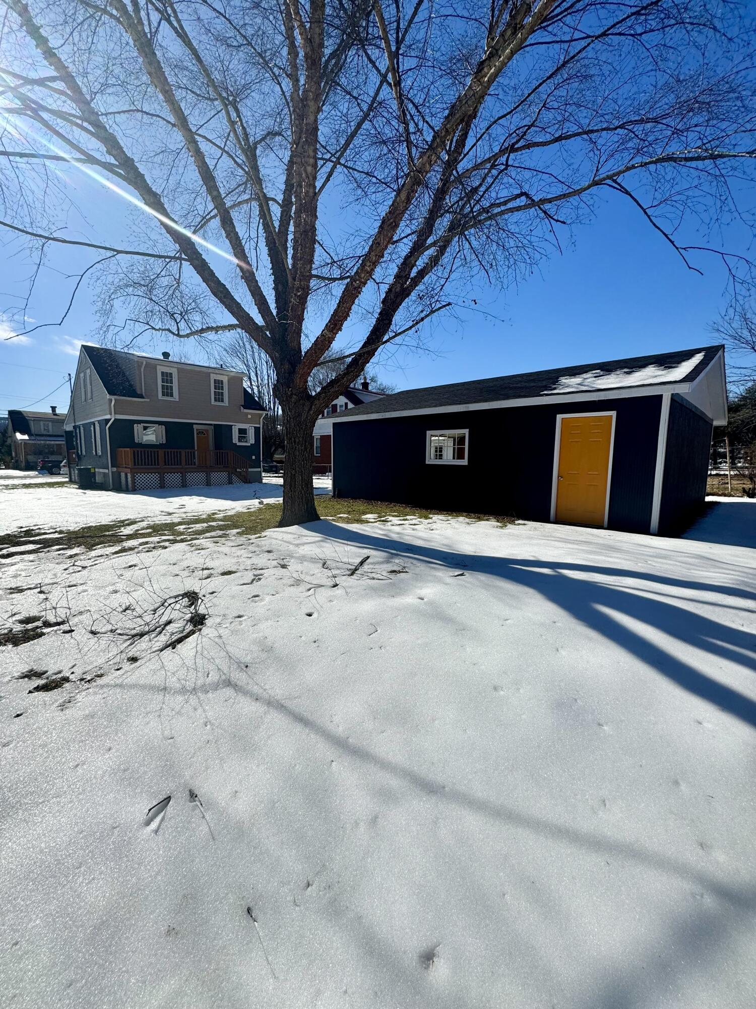1322 W Jackson St, Covington, Virginia image 41