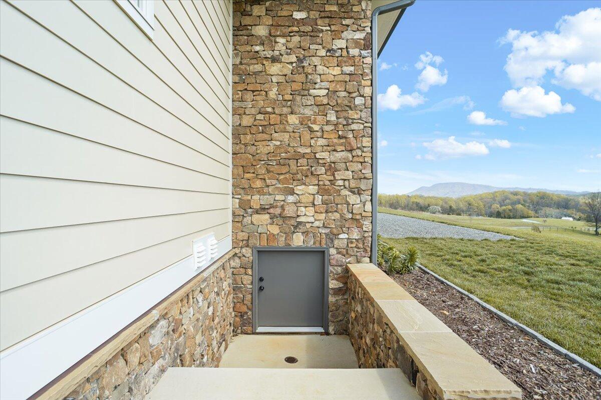 4148 Little Catawba Creek Rd, Troutville, Virginia image 47