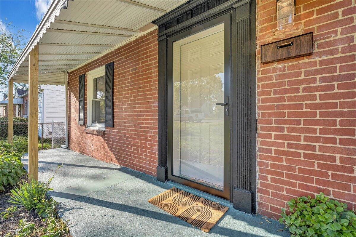 2303 Berkley Ave, Roanoke, Virginia image 3