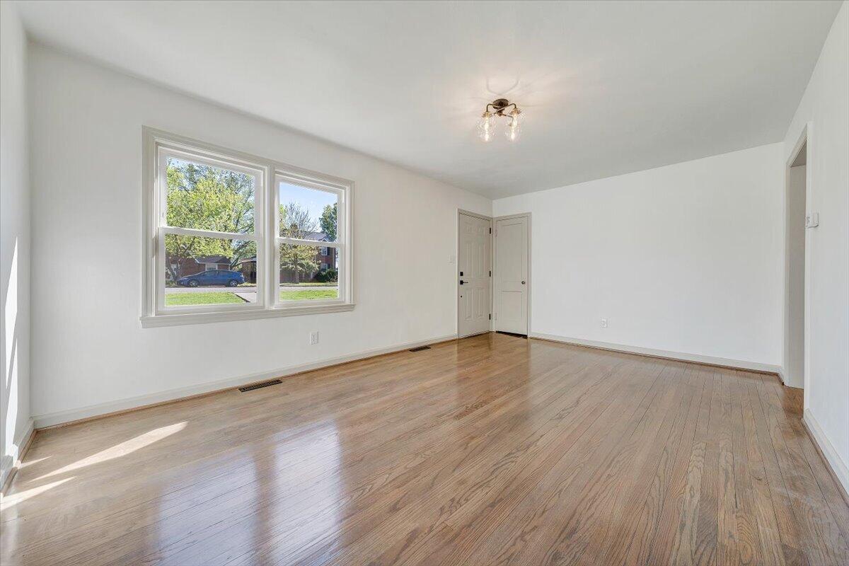 2303 Berkley Ave, Roanoke, Virginia image 7