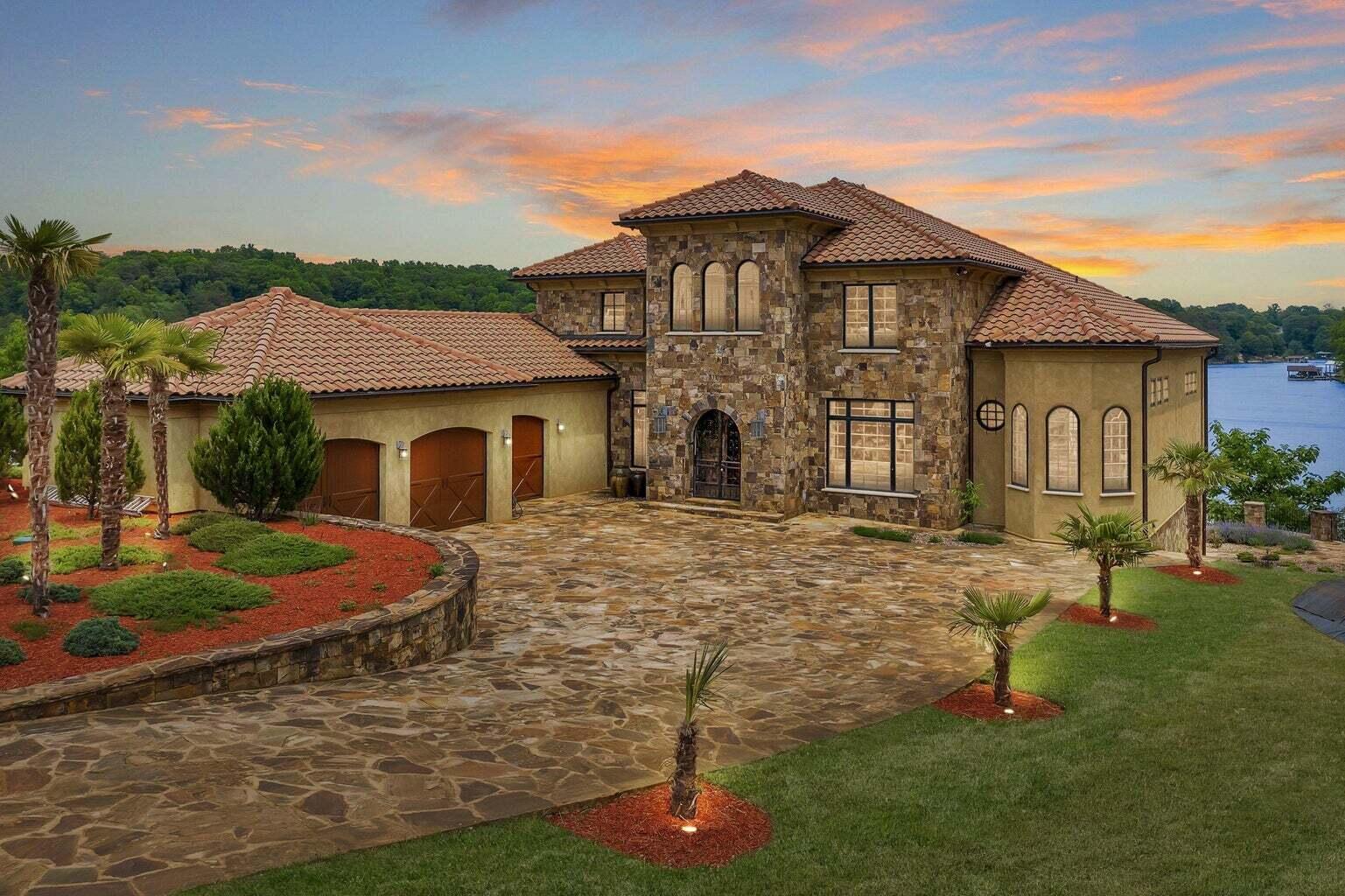 331 Blue Heron Dr, Wirtz, Virginia image 1