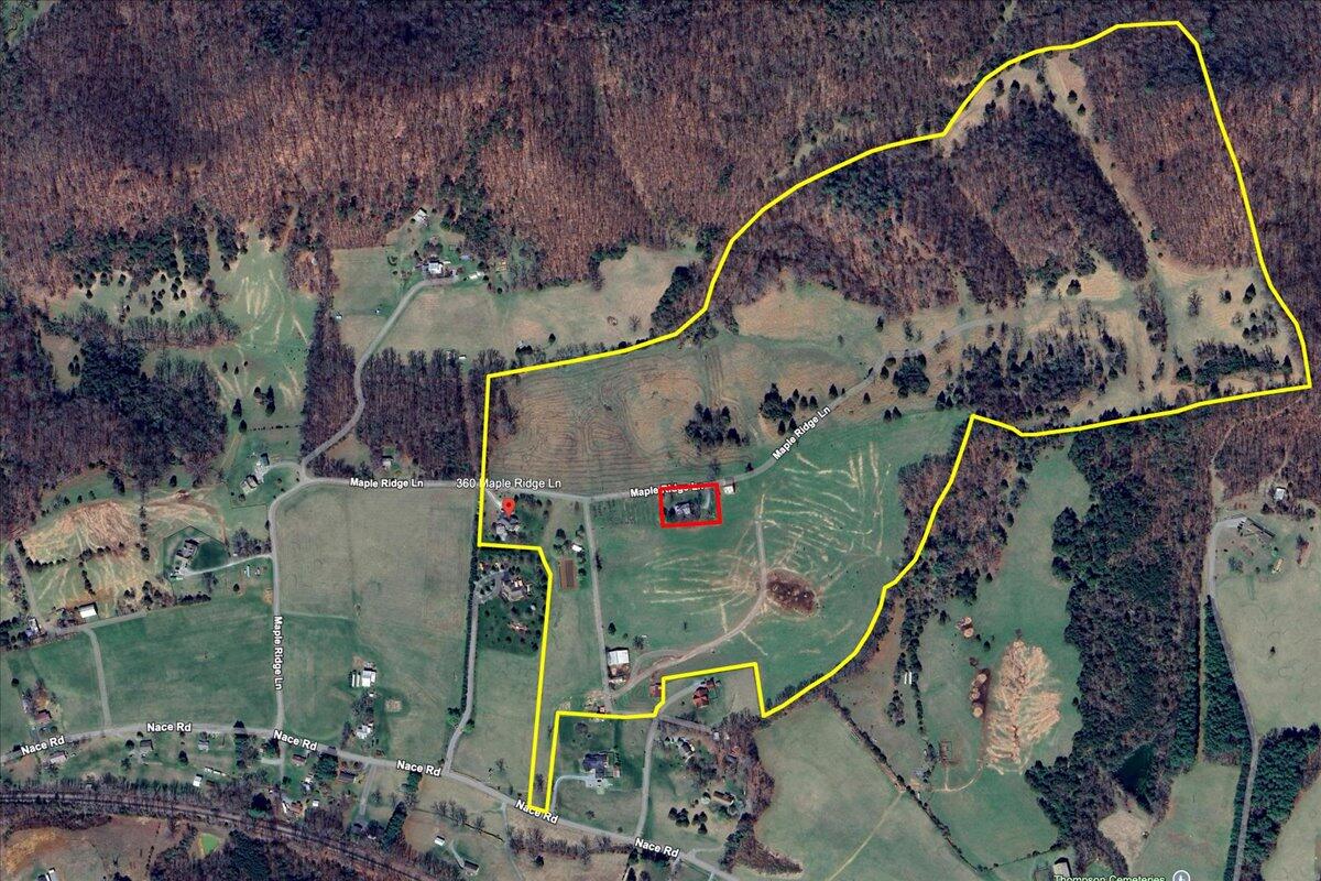 Fincastle, Virginia, 24090, United States, 3 Bedrooms Bedrooms, ,4 BathroomsBathrooms,Residential,Active,2030518