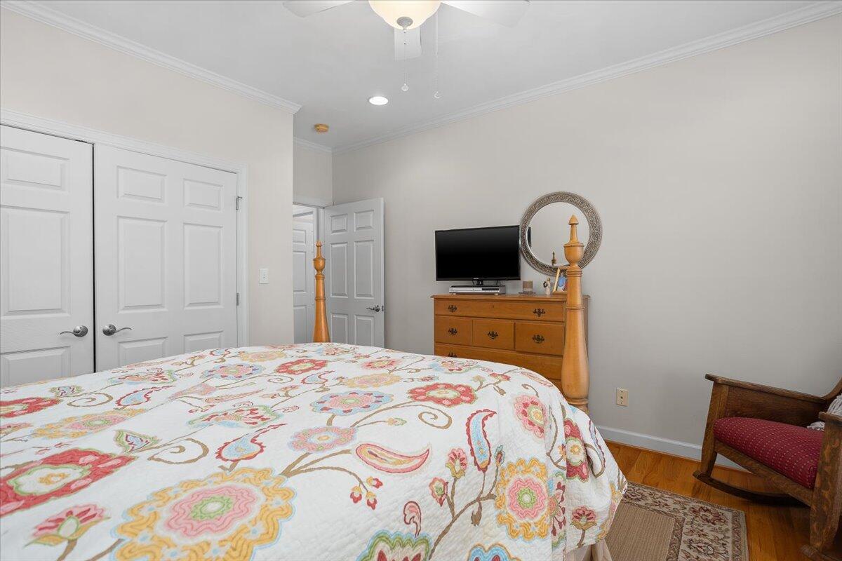 Fincastle, Virginia, 24090, United States, 3 Bedrooms Bedrooms, ,4 BathroomsBathrooms,Residential,Active,2030518