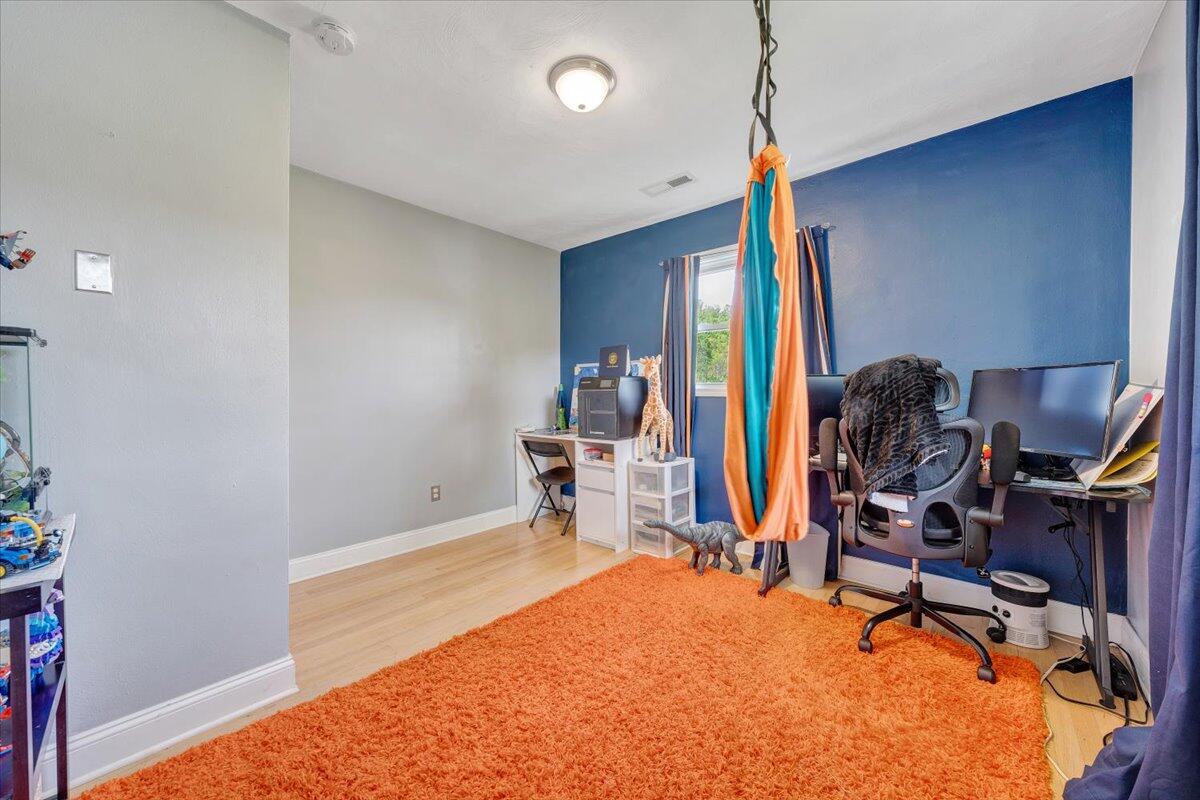 76 Lakeland Cir, Troutville, Virginia image 17