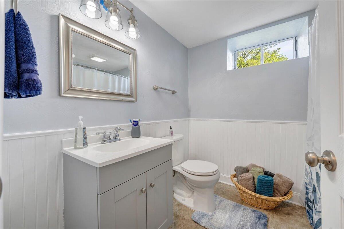 76 Lakeland Cir, Troutville, Virginia image 22