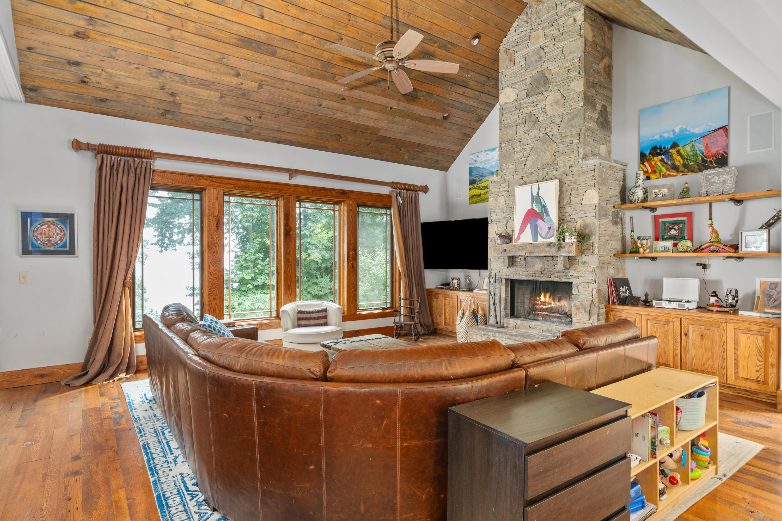 Bent Mountain, Virginia, 24059, United States, 5 Bedrooms Bedrooms, ,5 BathroomsBathrooms,Residential,Active,2025206