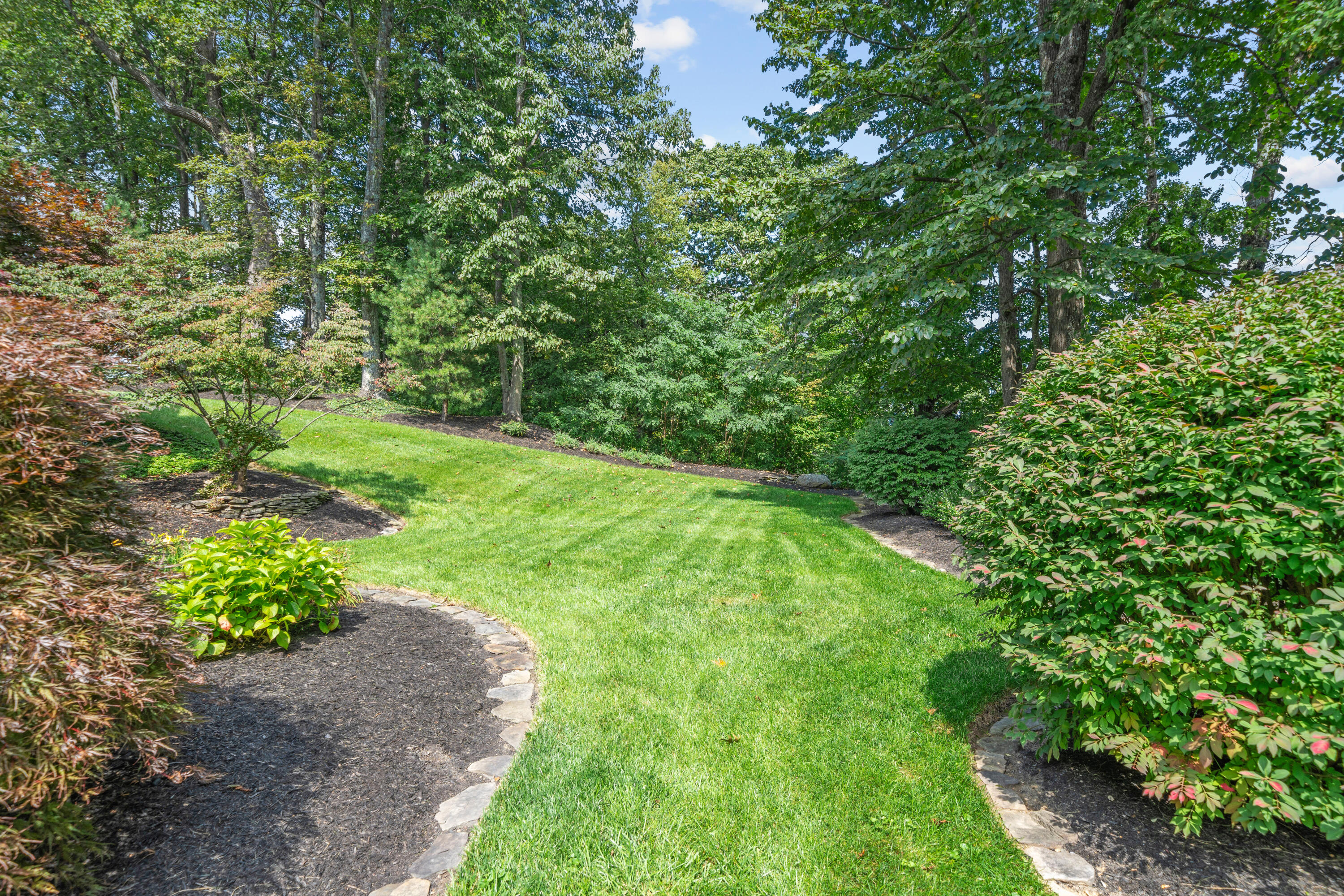 Bent Mountain, Virginia, 24059, United States, 5 Bedrooms Bedrooms, ,5 BathroomsBathrooms,Residential,Active,2025206