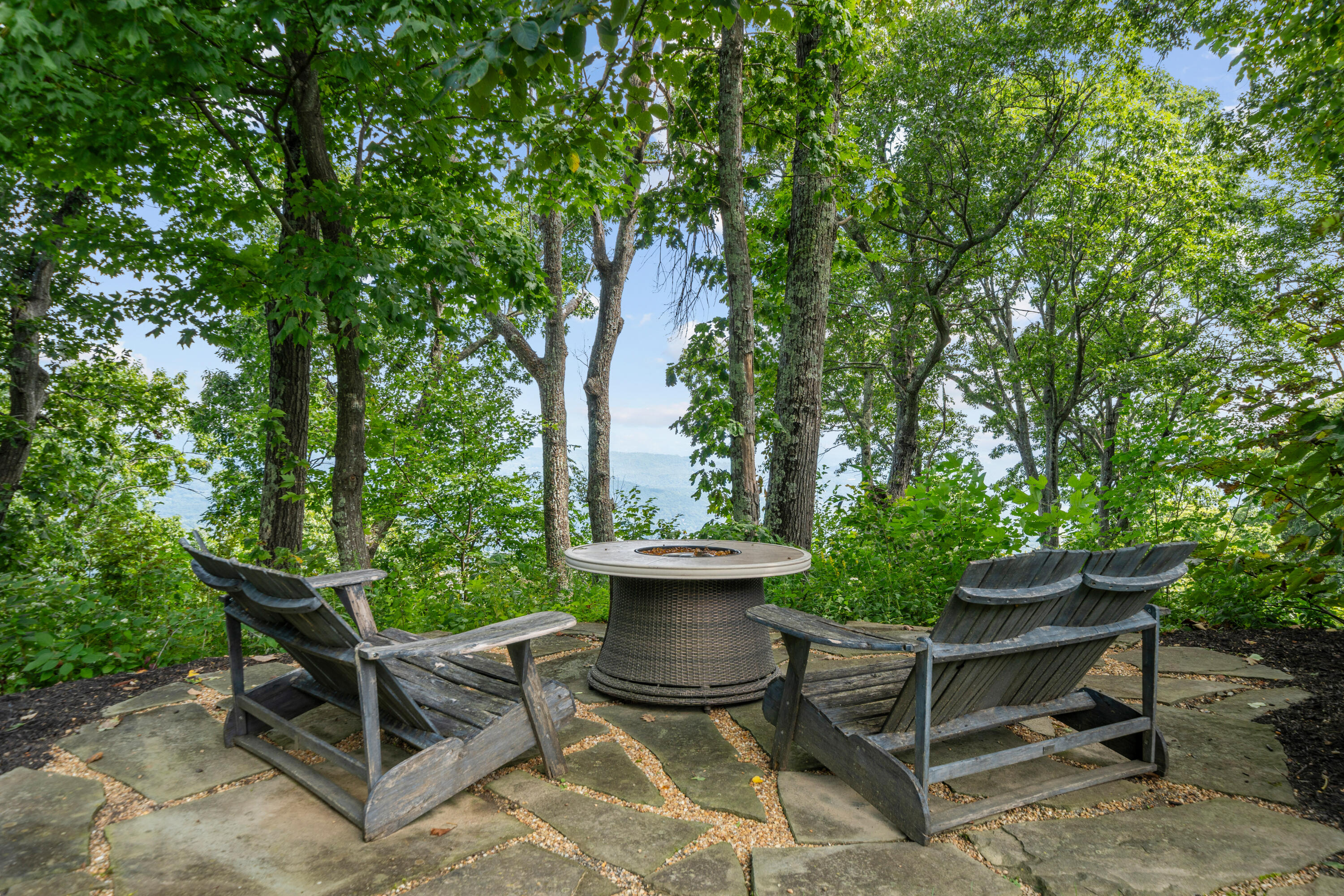 Bent Mountain, Virginia, 24059, United States, 5 Bedrooms Bedrooms, ,5 BathroomsBathrooms,Residential,Active,2025206