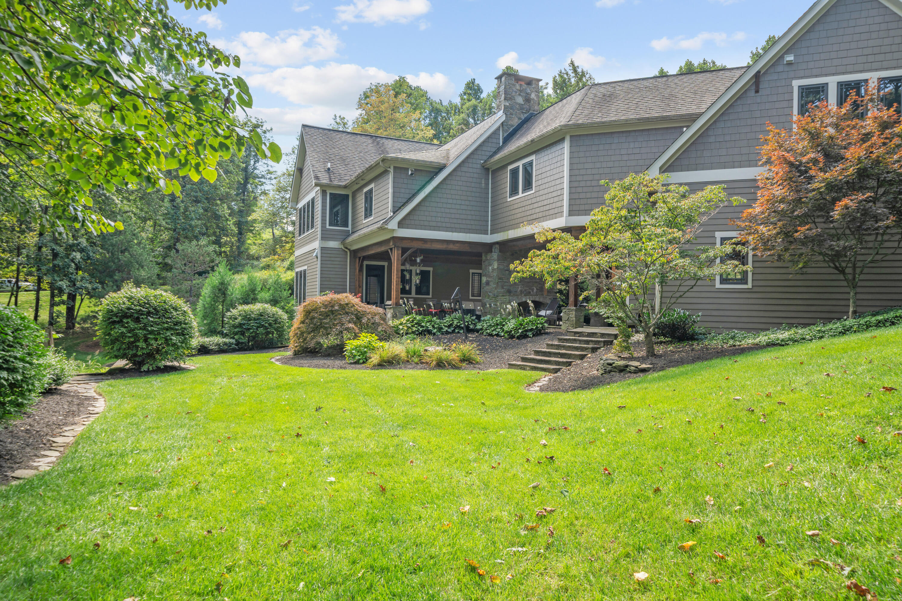 Bent Mountain, Virginia, 24059, United States, 5 Bedrooms Bedrooms, ,5 BathroomsBathrooms,Residential,Active,2025206