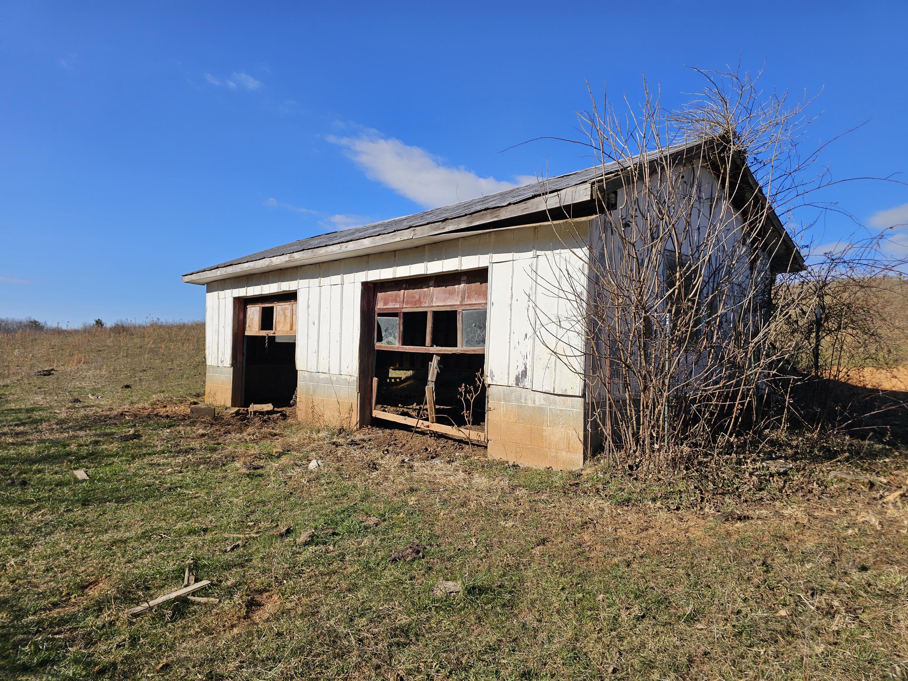 Dry Twig Rd, Laurel Fork, Virginia image 17