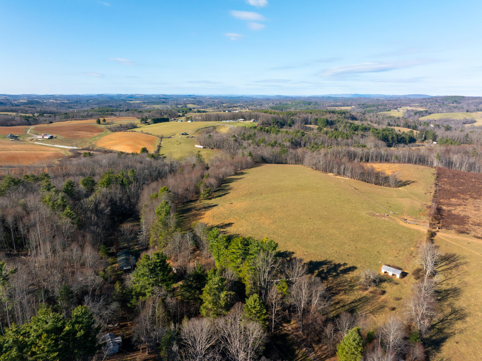 Dry Twig Rd, Laurel Fork, Virginia image 1