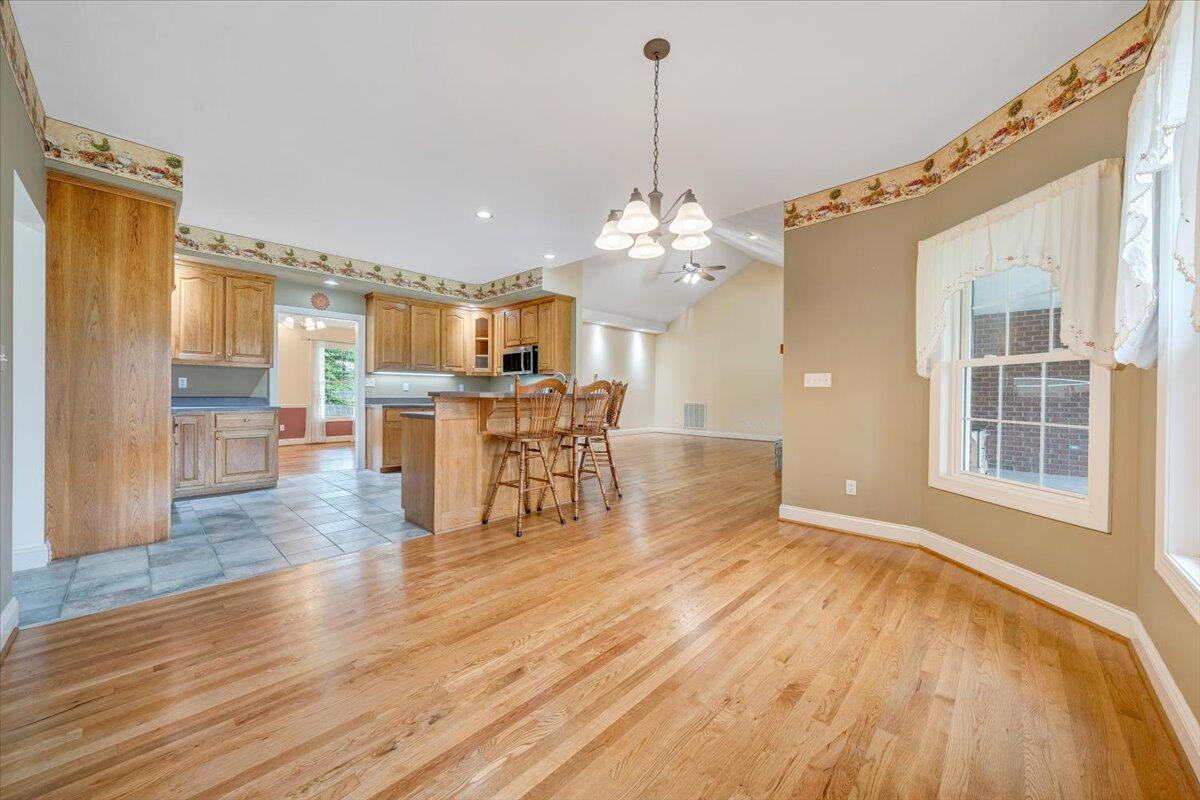 64 Doe Dr, Roanoke, Virginia image 15