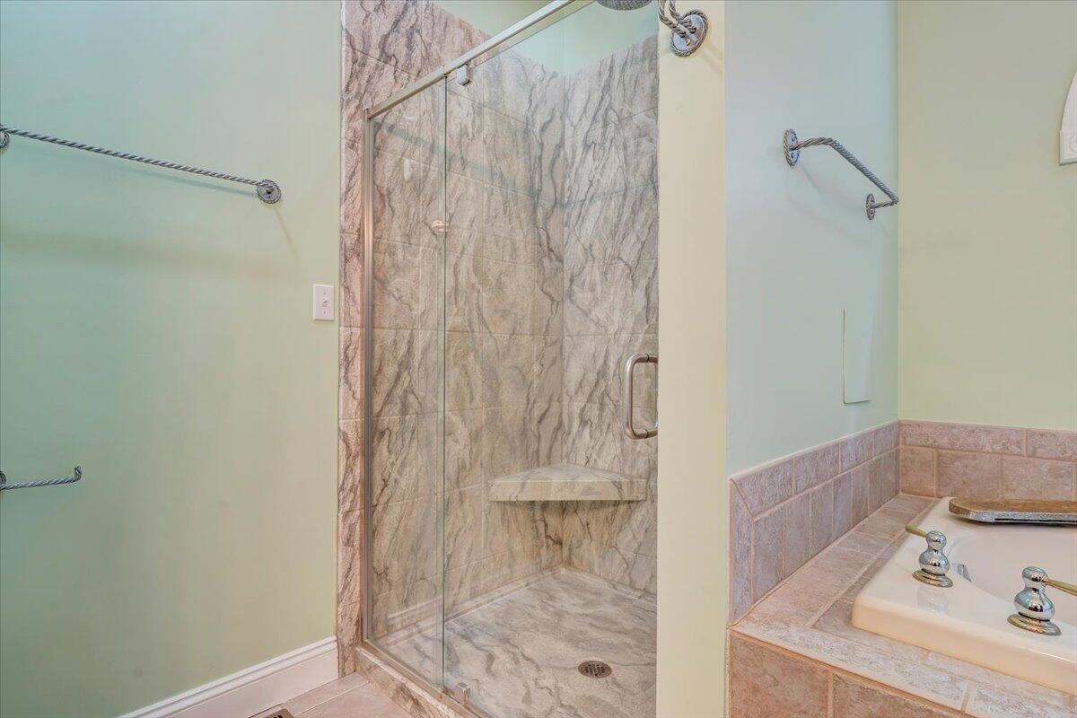 64 Doe Dr, Roanoke, Virginia image 25