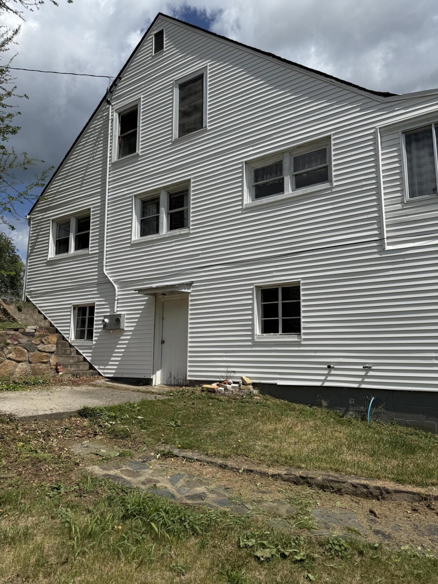 111 Rosedale Ave, Covington, Virginia image 4