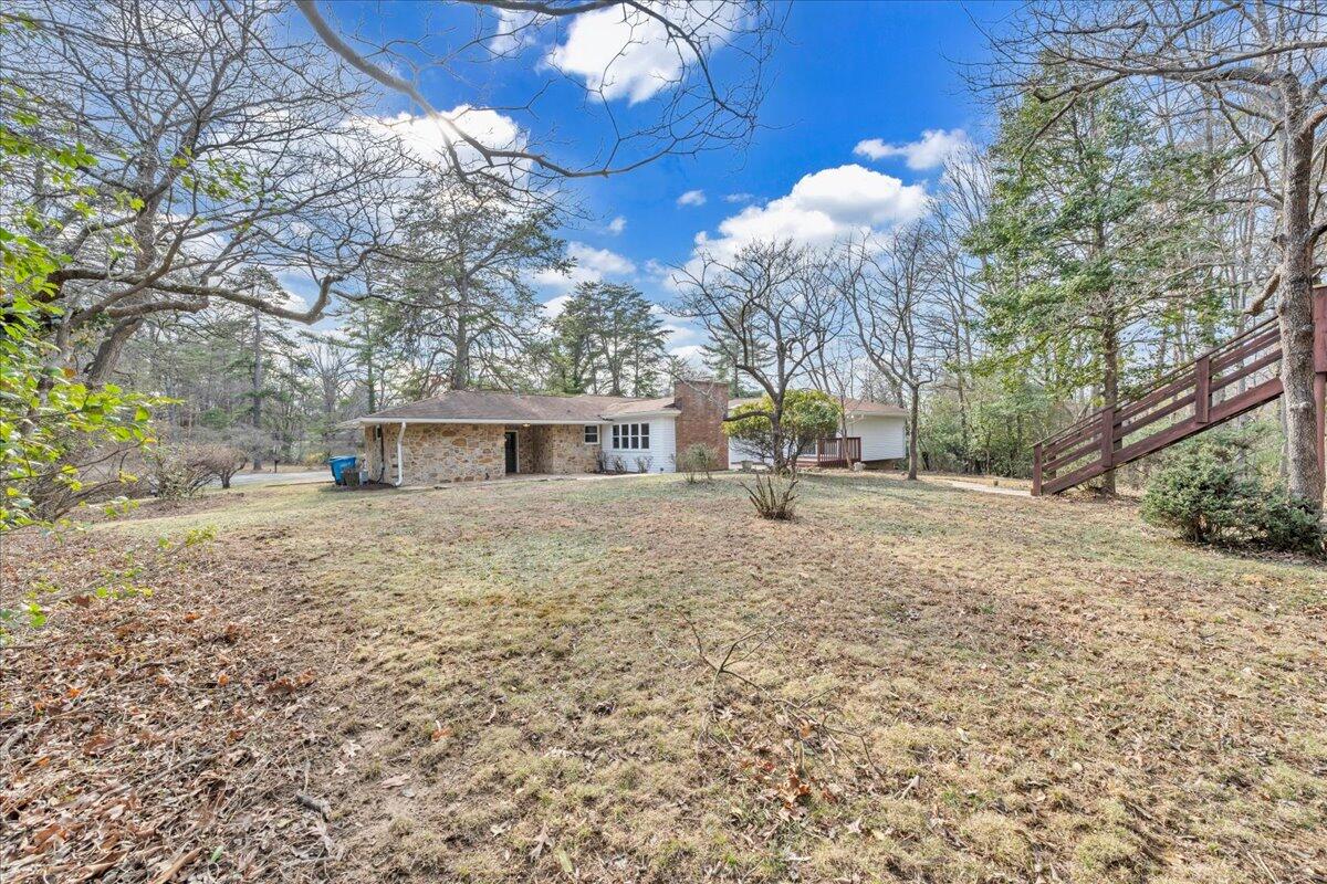 2104 Deyerle Rd, Roanoke, Virginia image 44