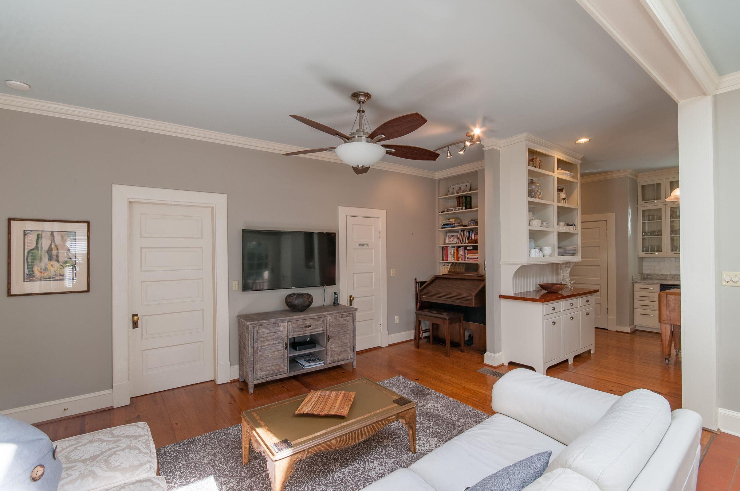 4 White St, Lexington, Virginia image 32