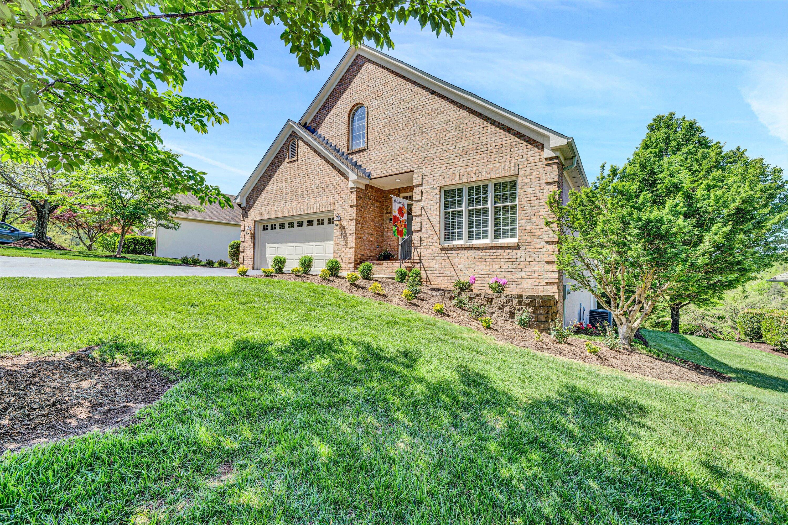 4080 Overlook Trail Dr, Roanoke, Virginia image 3