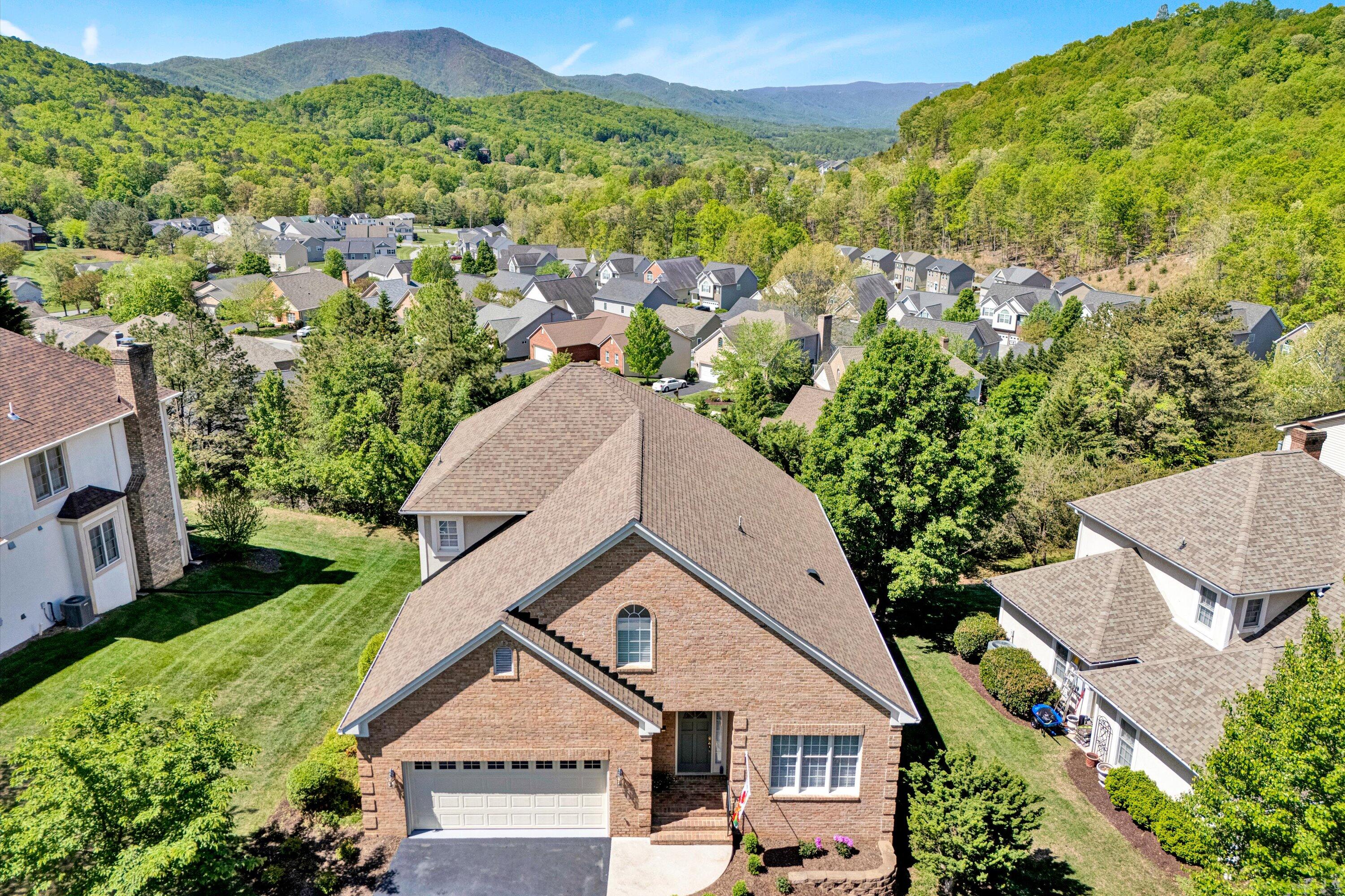 4080 Overlook Trail Dr, Roanoke, Virginia image 2