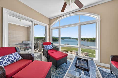 Homes For Sale - 1217 Graves Harbor Trl # 142<br/> Huddleston, VA 24104