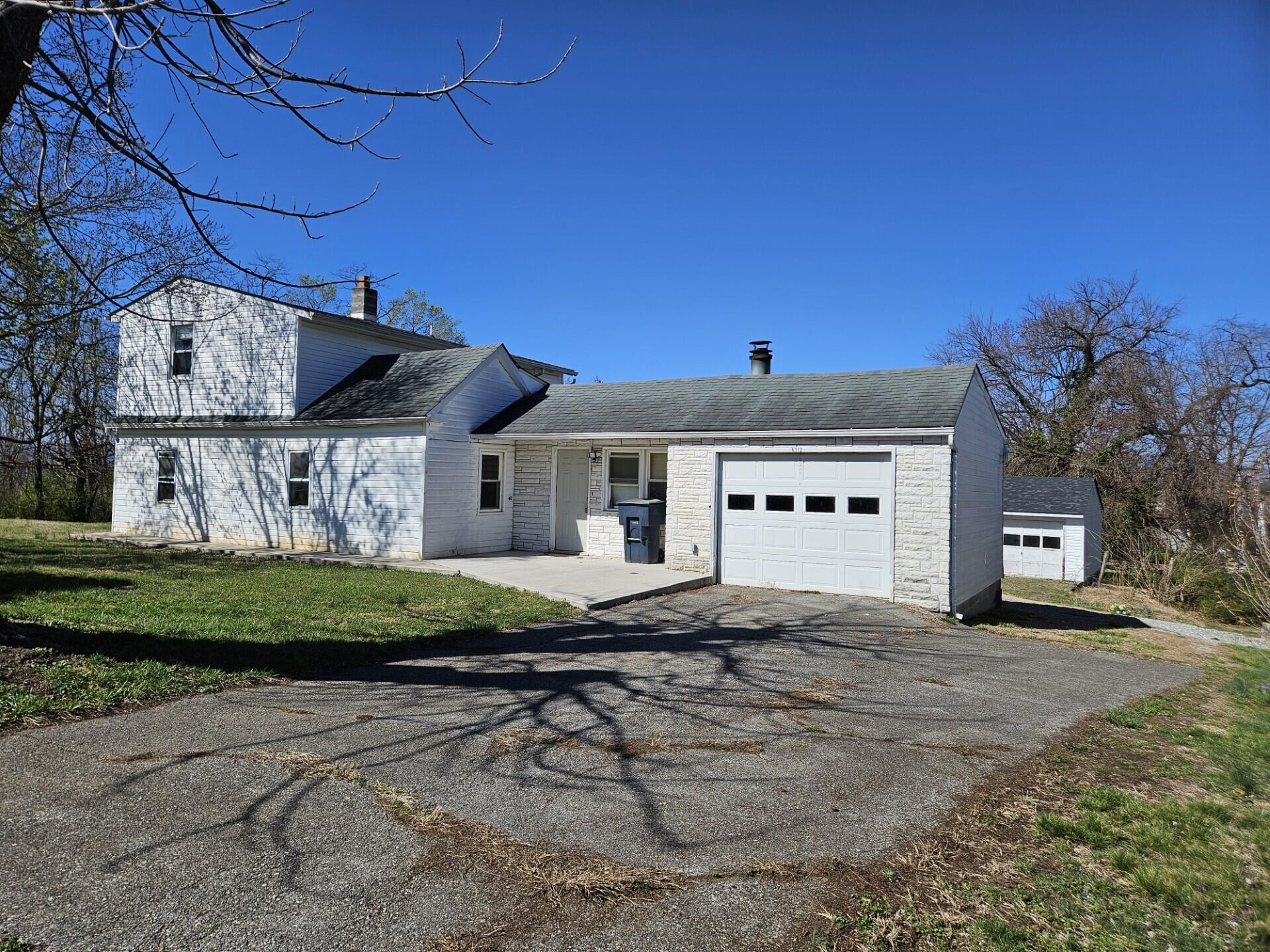 4312 Old Virginia St, Roanoke, Virginia image 1