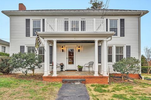 Homes For Sale - 40 High St<br/> Franklin County, Rocky Mount, VA 24151