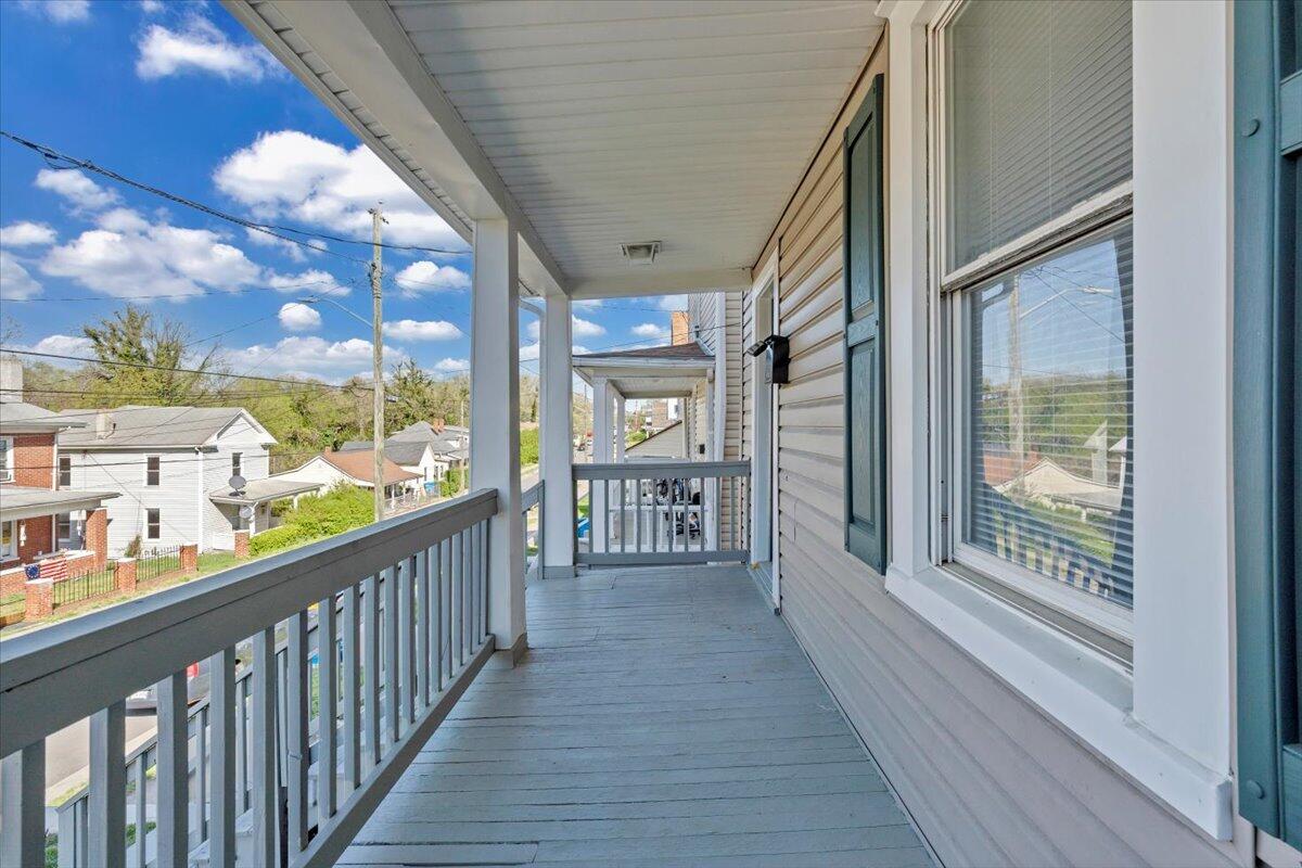 548 Rutherford Ave, Roanoke, Virginia image 2